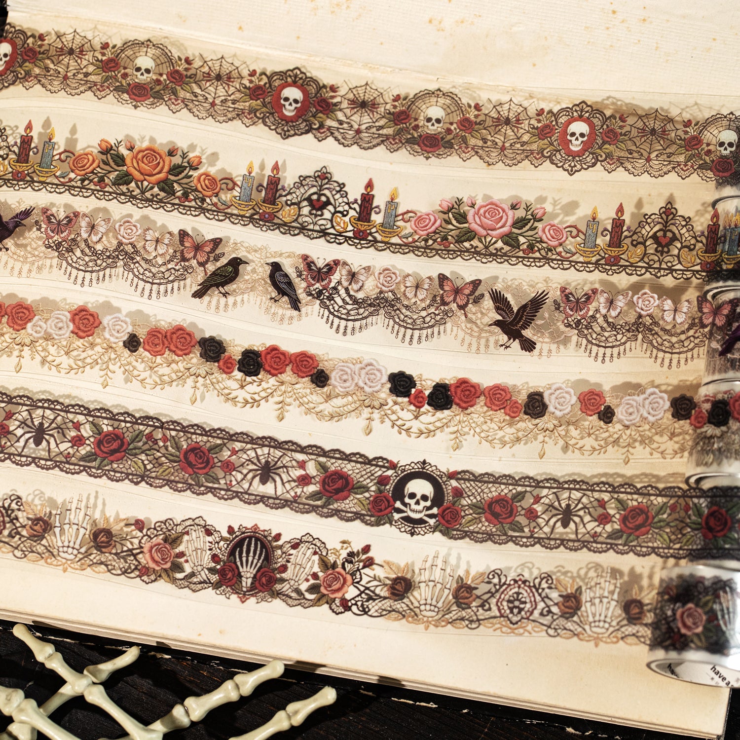 Woven Gothic Lace PET Tape (3cm x 2m)