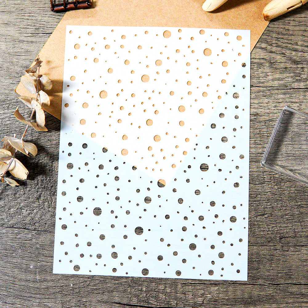 Gradient dots Stencil (15.1 × 20.3 cm)