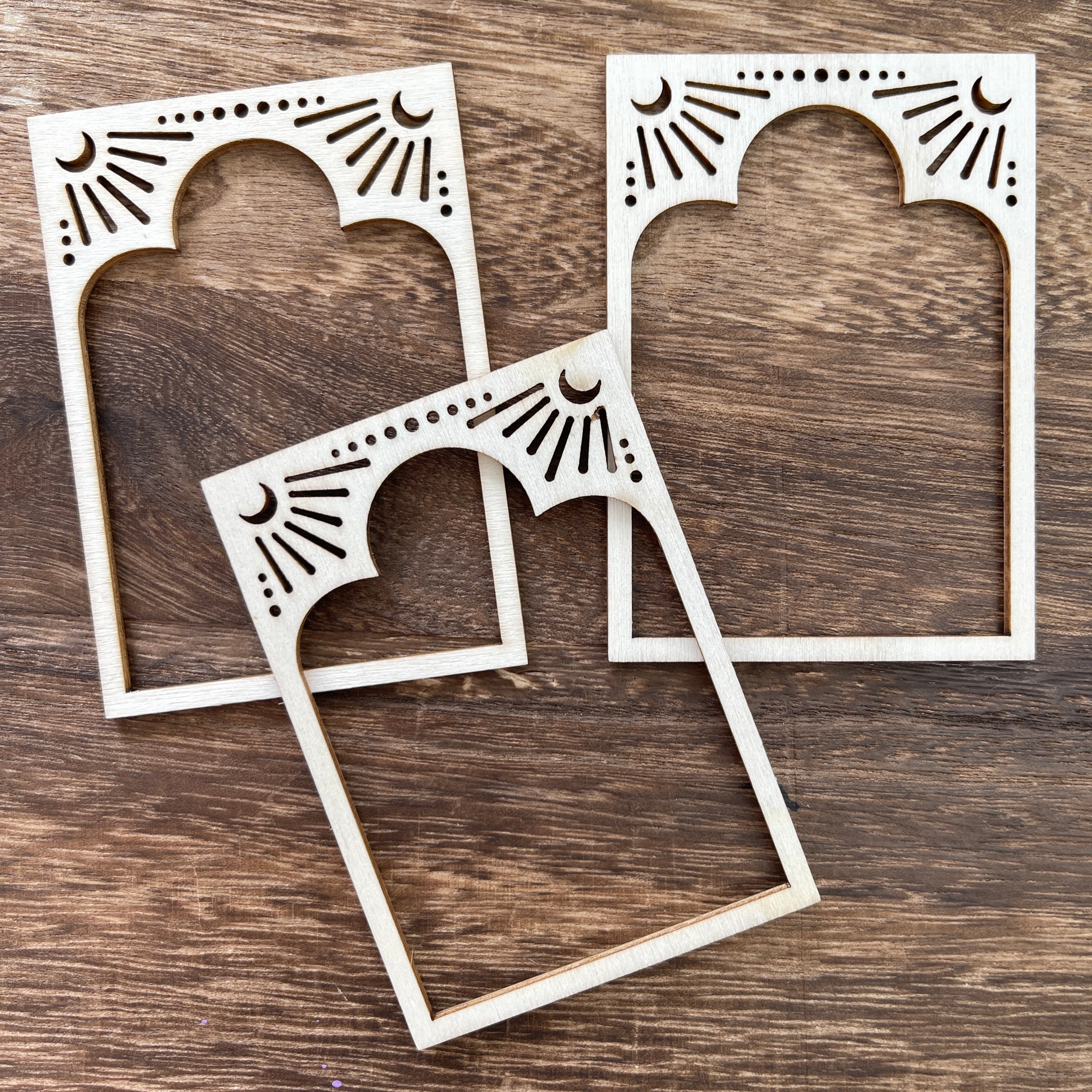 Moon decoration ATC wooden frame 1 pack 3 pcs, 2.5 * 3.5 in