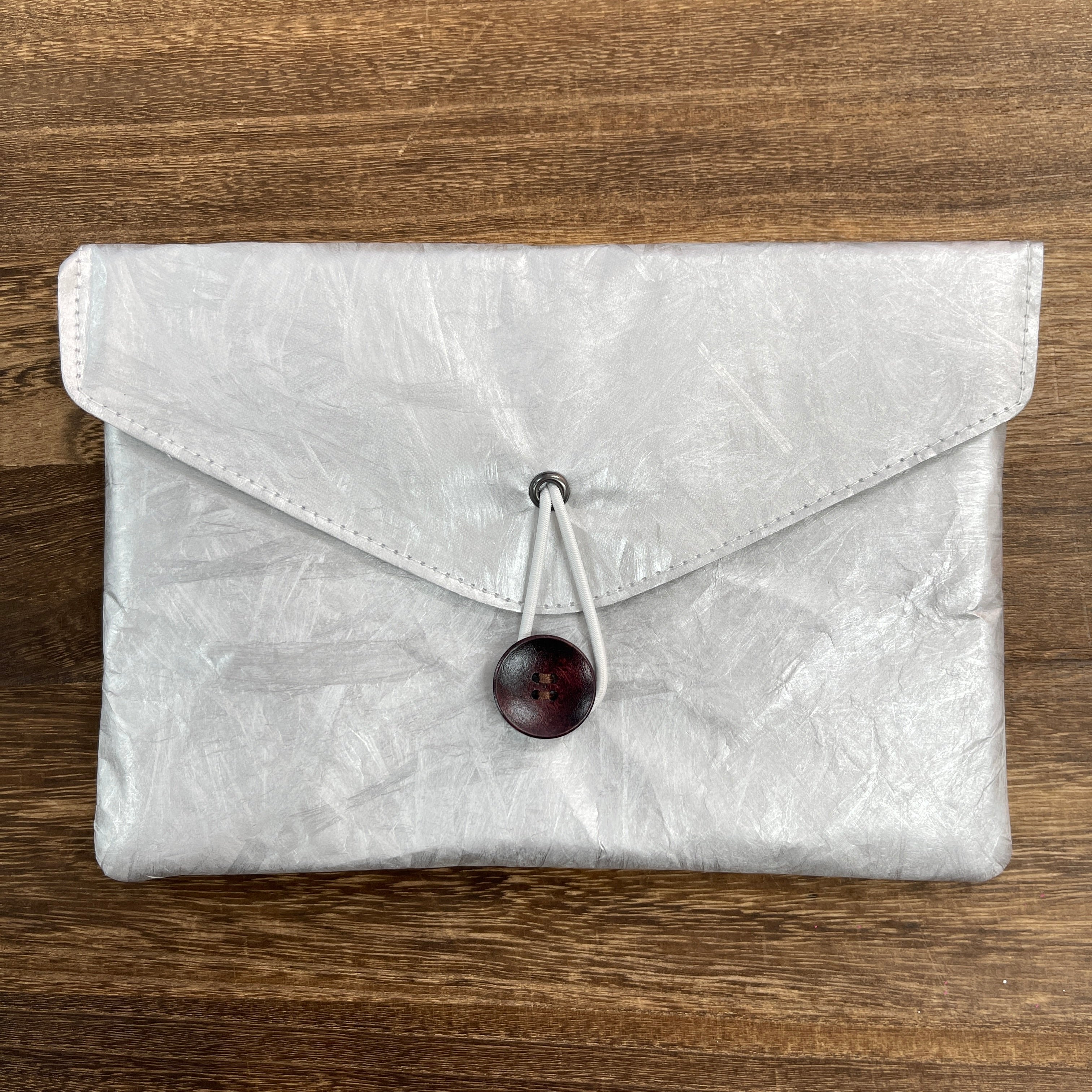 Dupont Paper Pouch