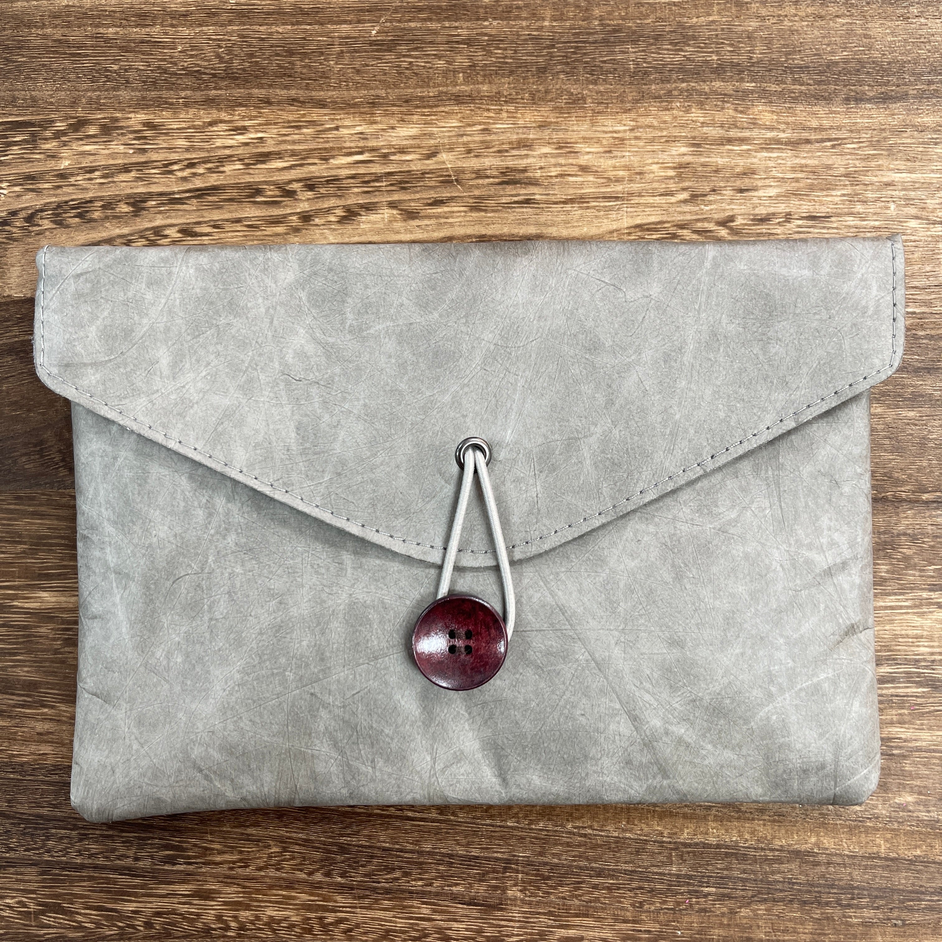 Dupont Paper Pouch