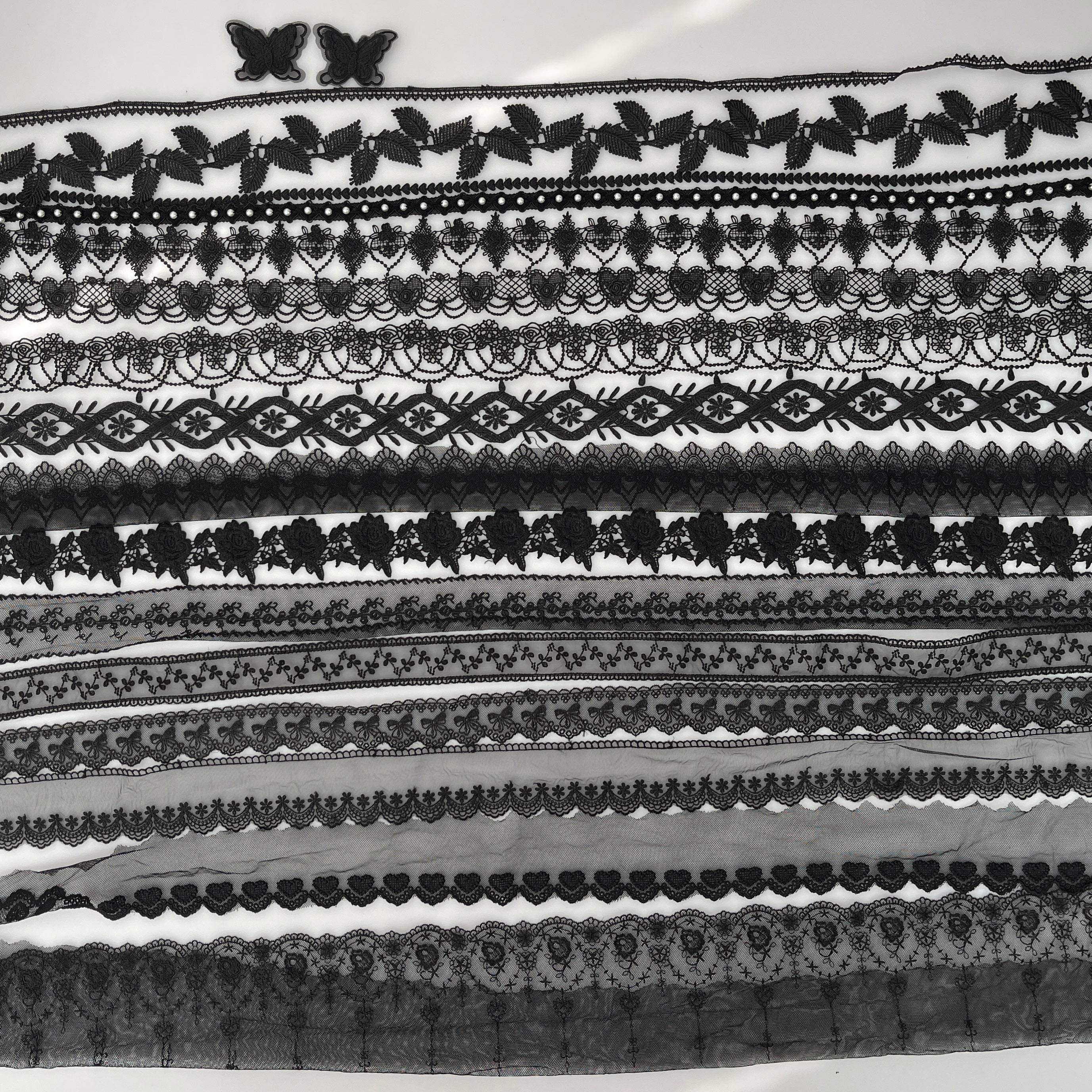 Black lace bundle