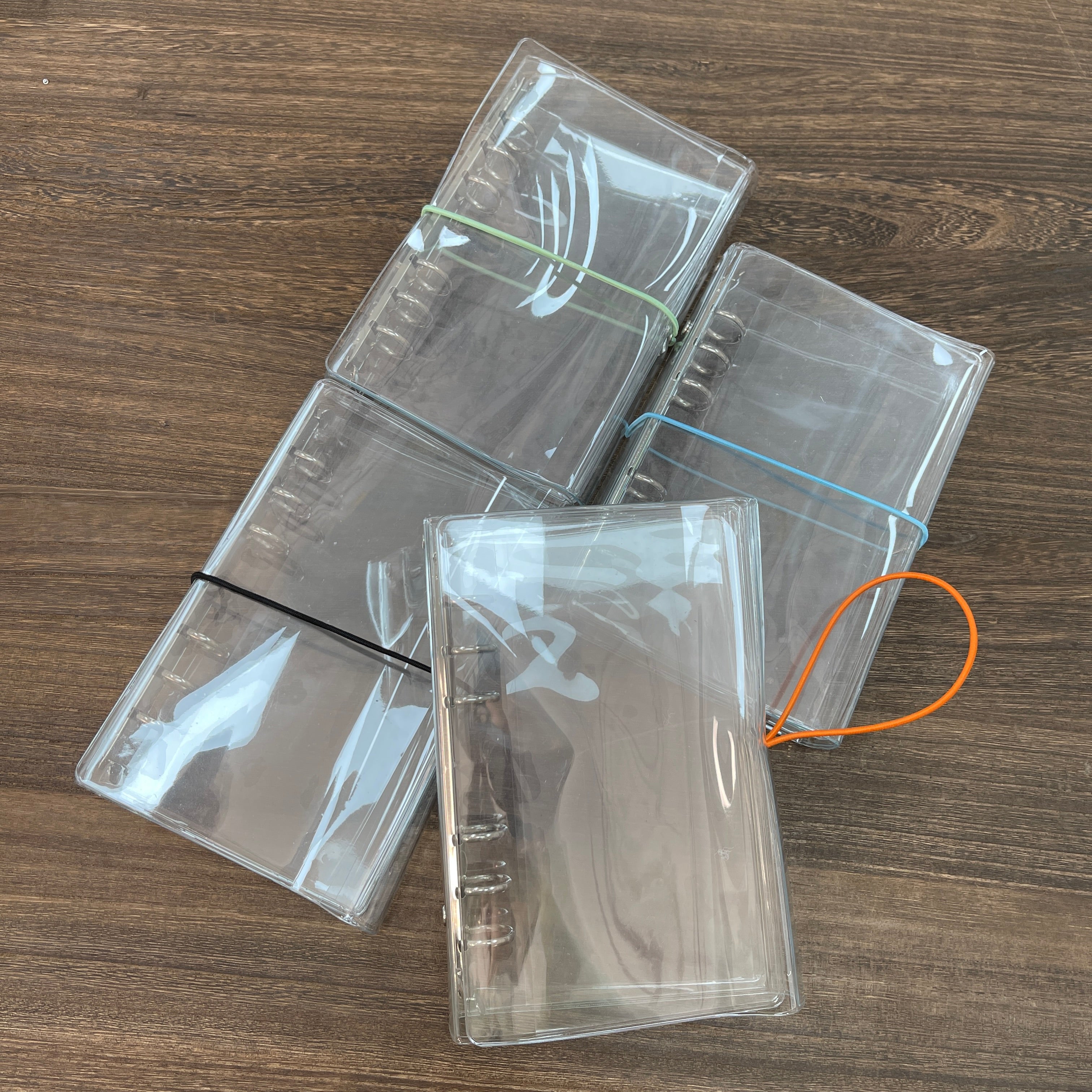 A6 Three-fold clear binder *not contain insert pages