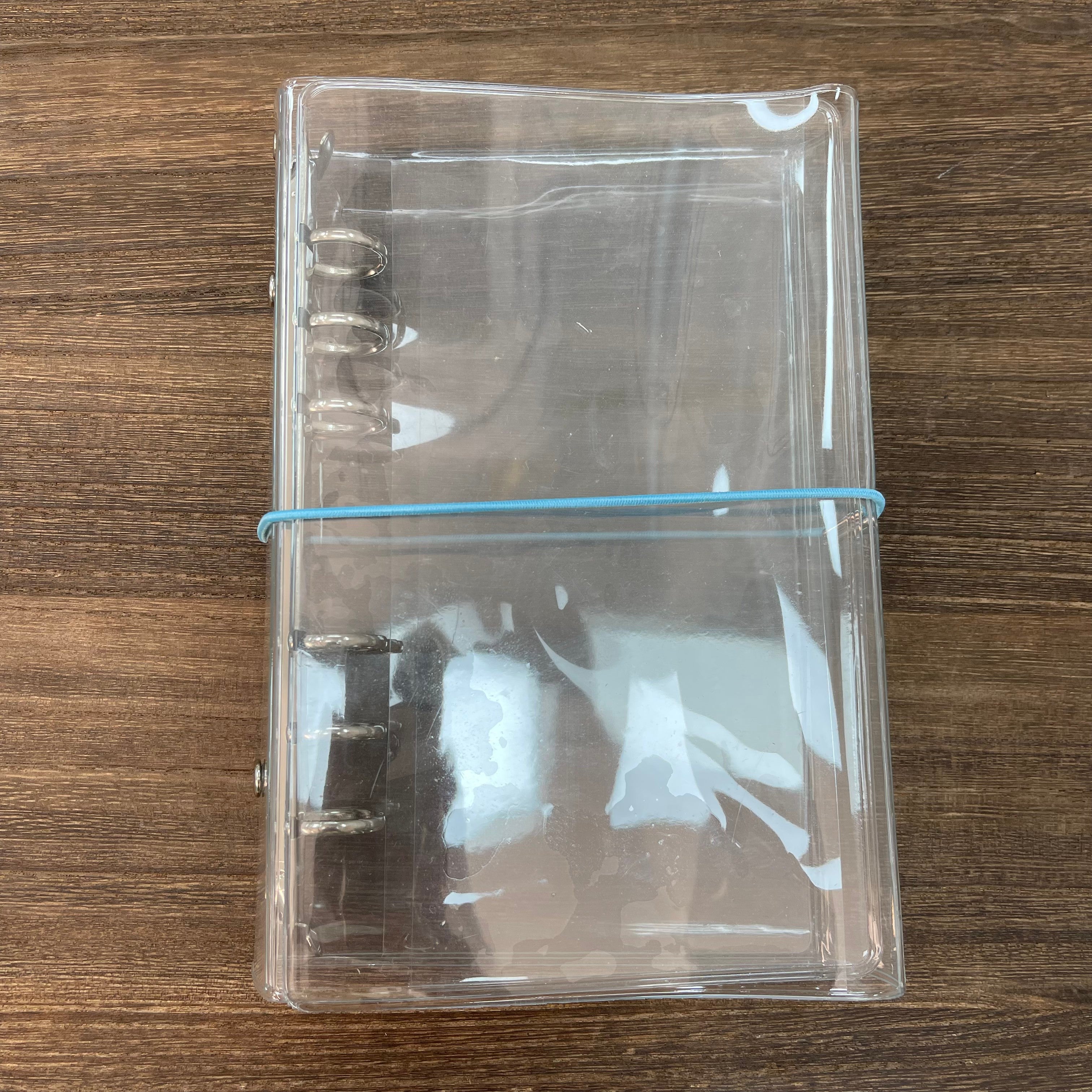 A6 Three-fold clear binder *not contain insert pages