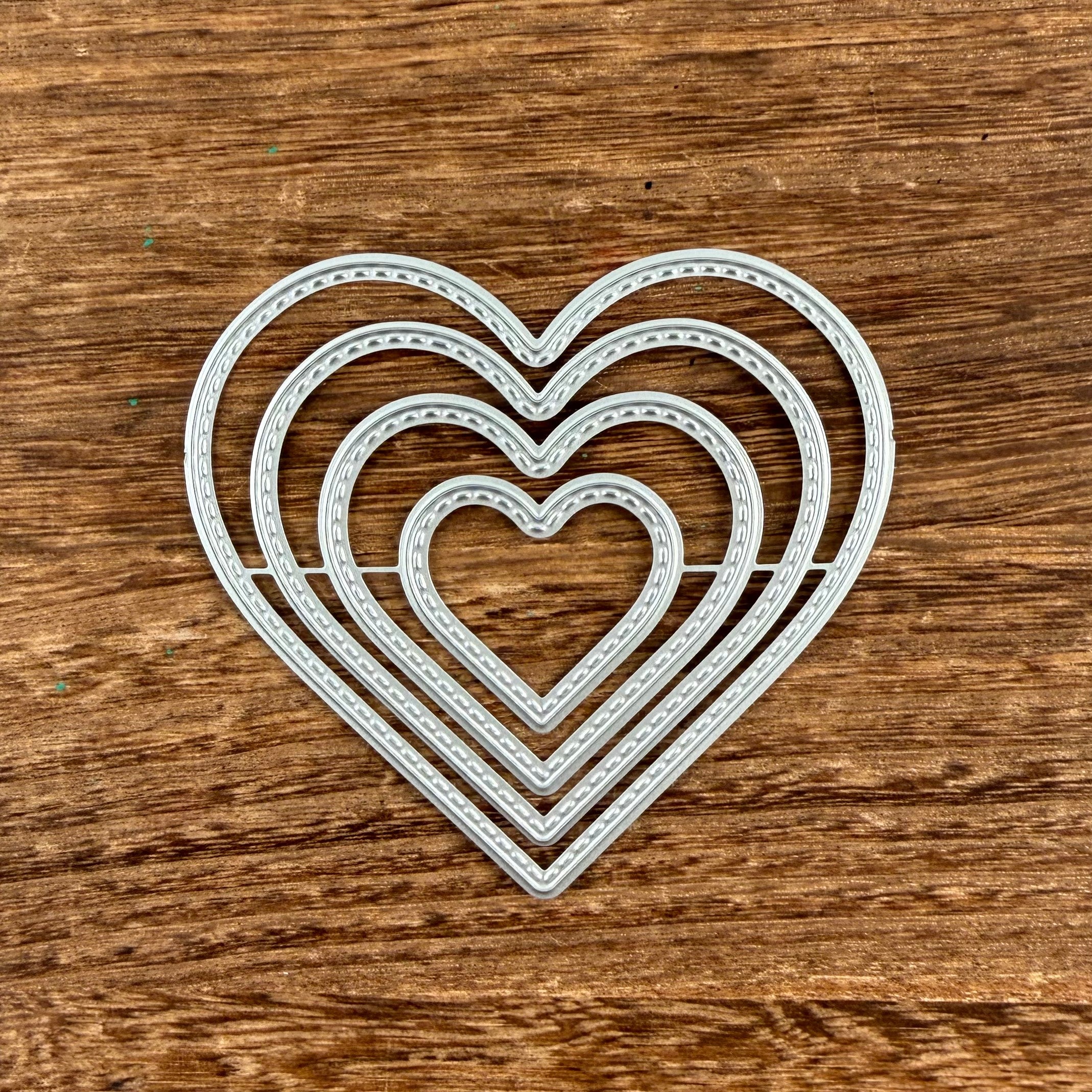 Heart shape cutting dies cut