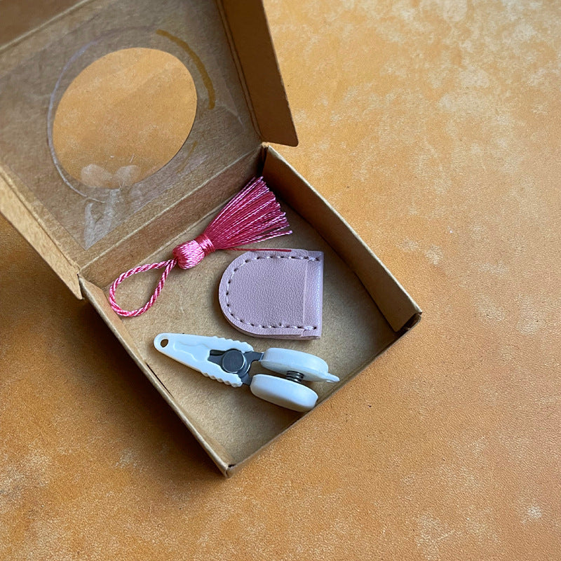 Mini scissor
