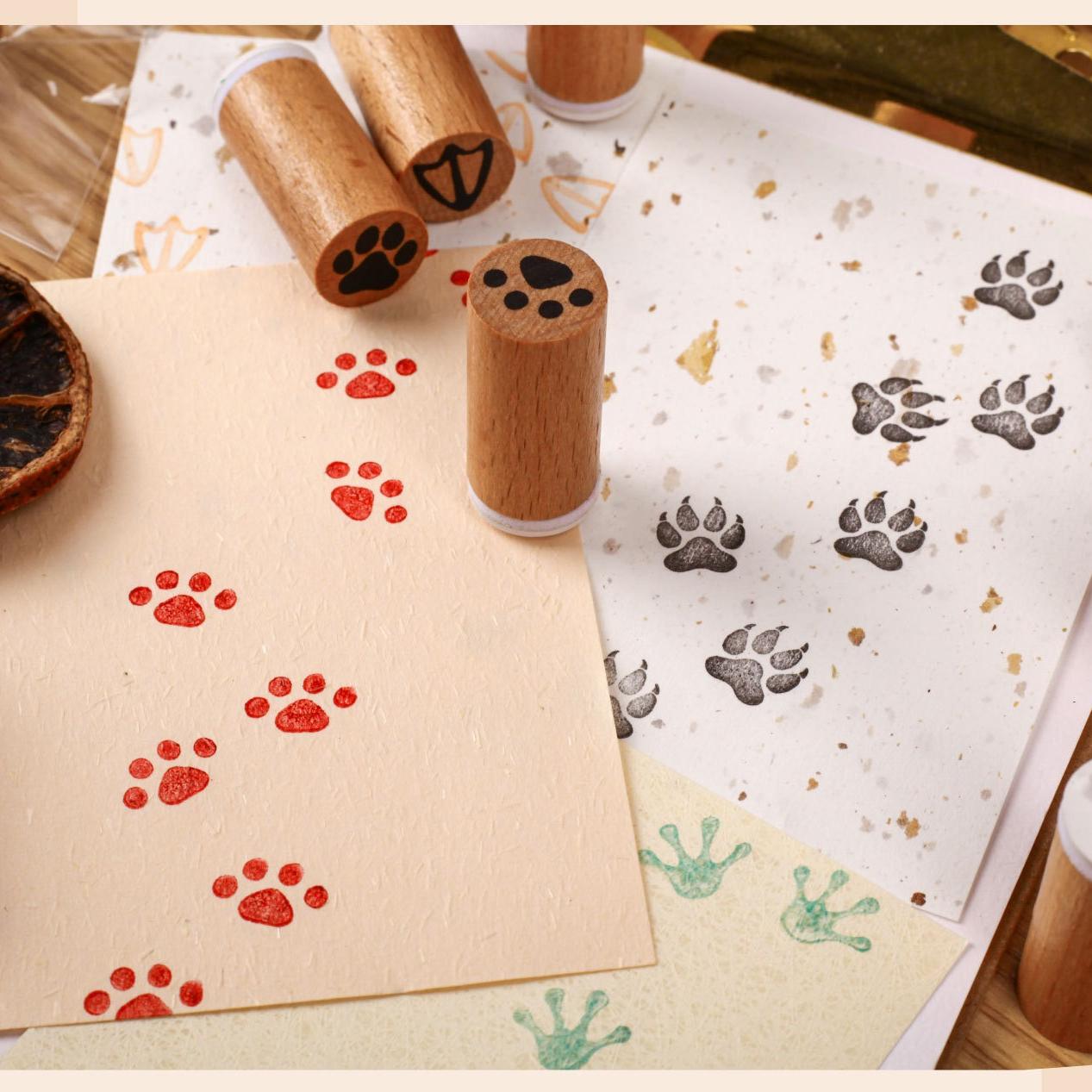 0730 Animal paw stamps