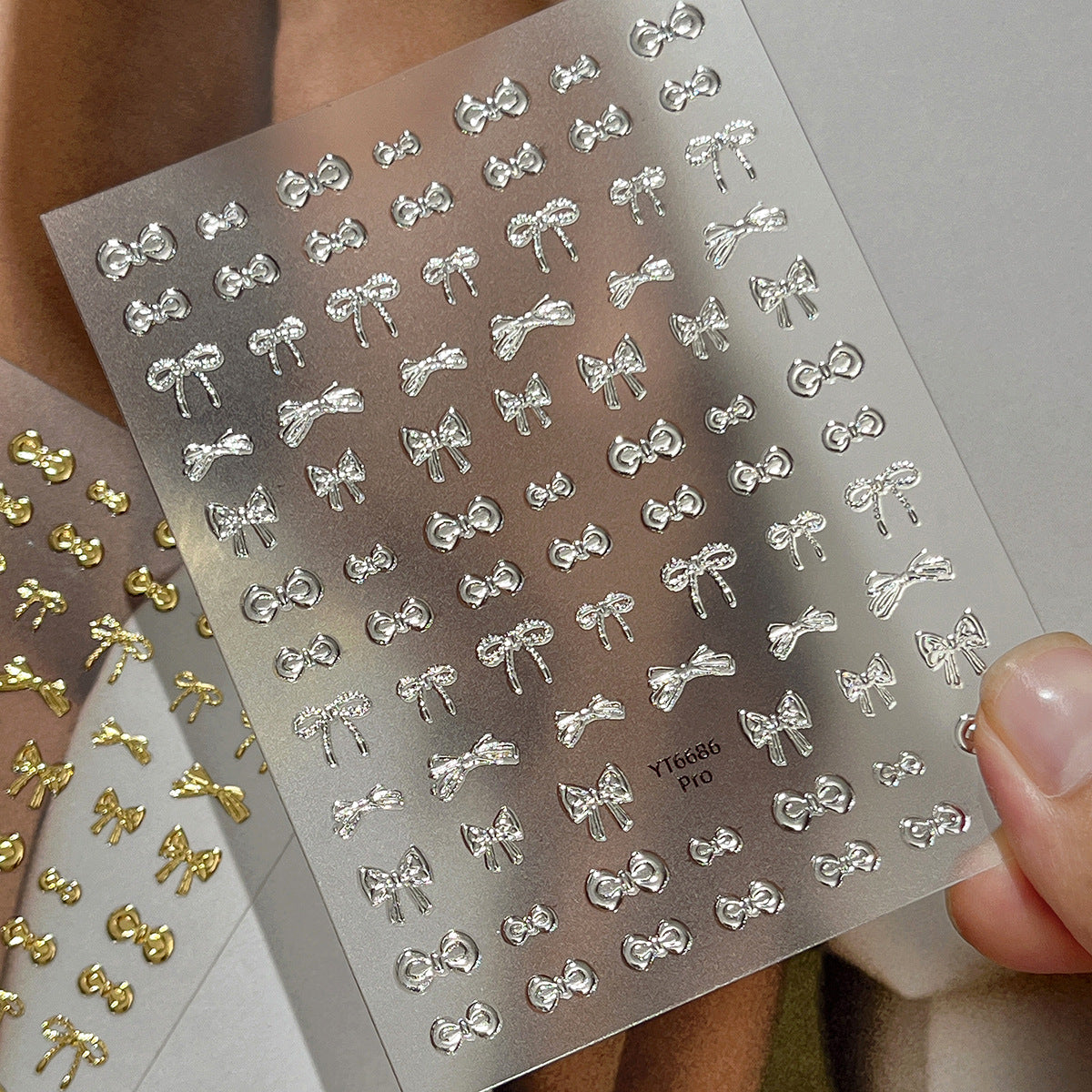 1015 M240- Bow Embossed Mini sticker 1 Pcs