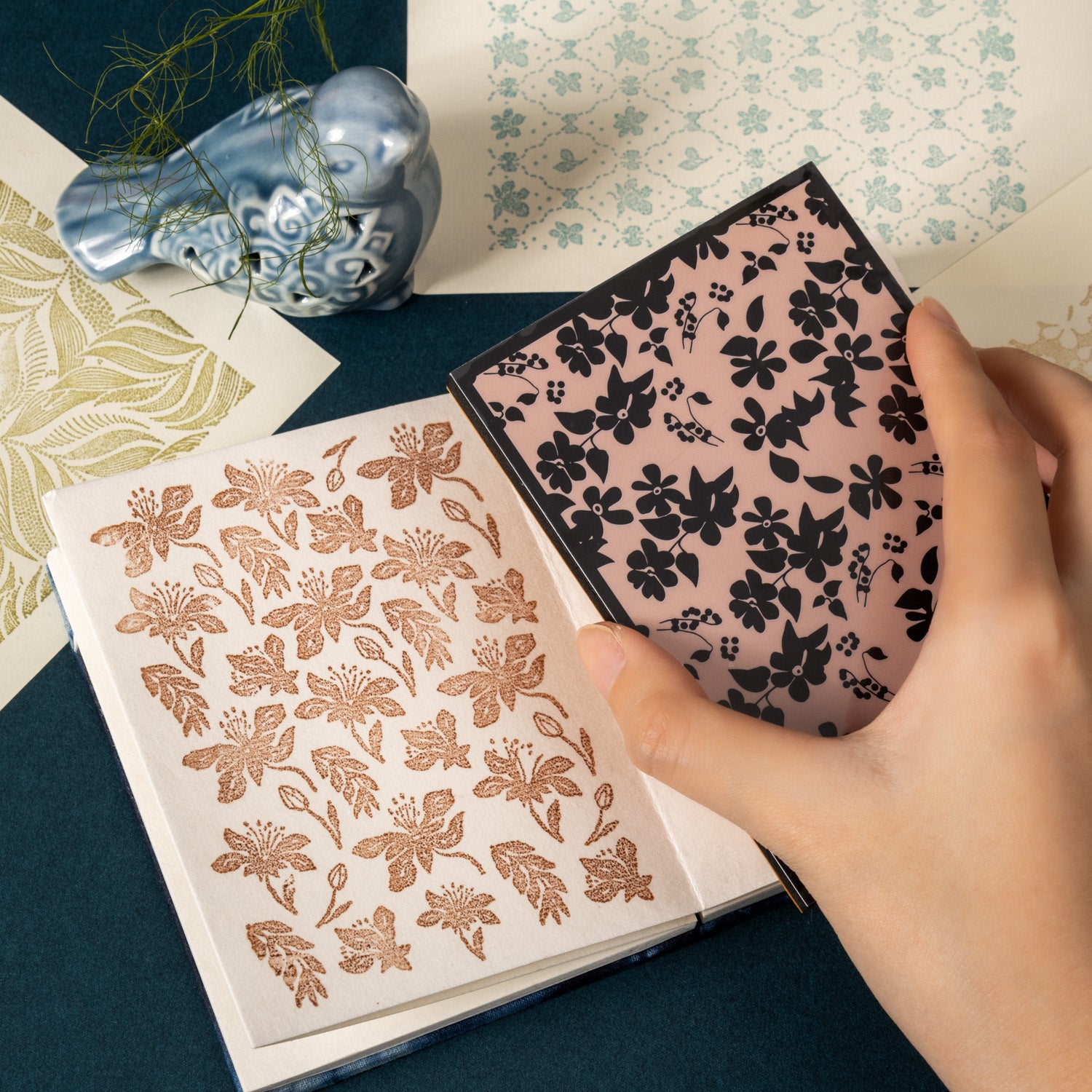 Plant sponge stamp
