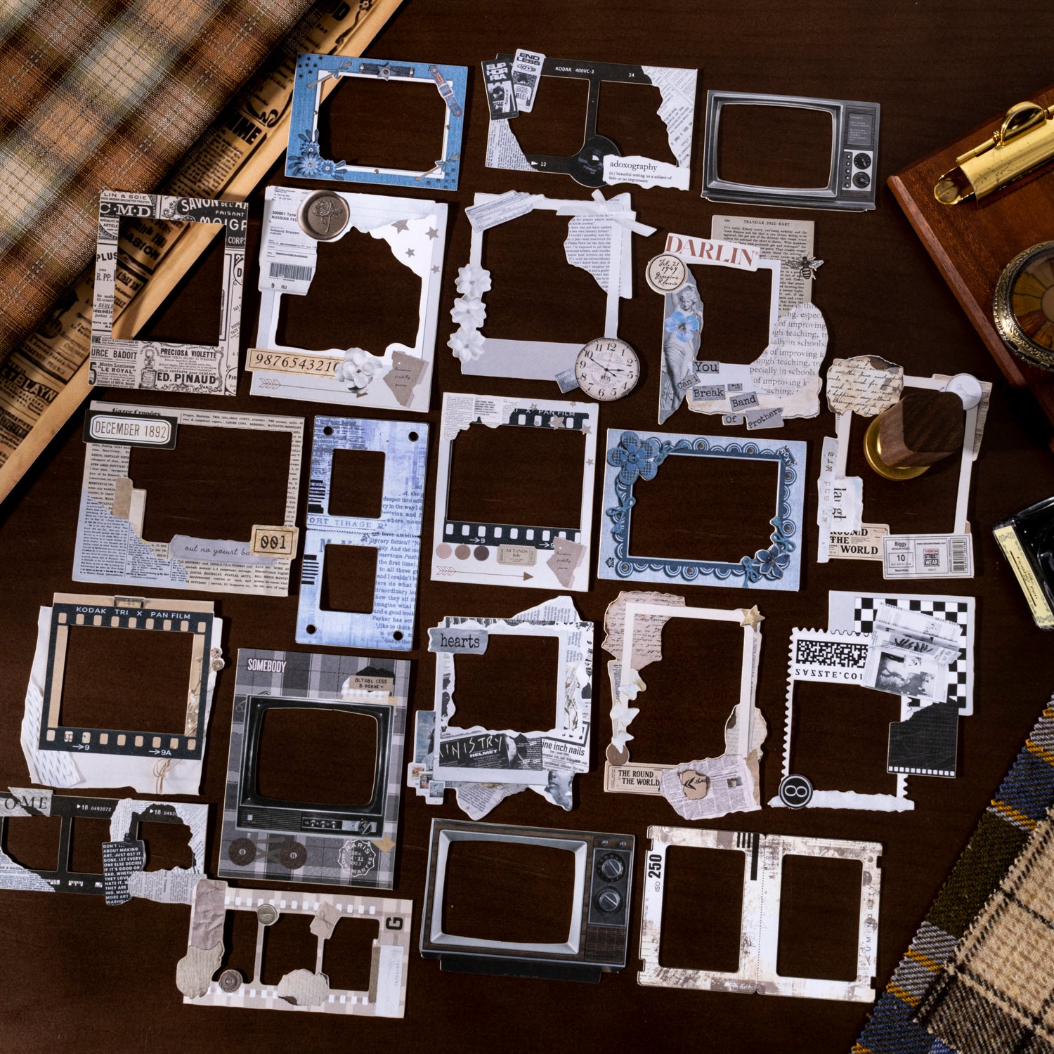 1101 Photo frame cardstock die cut sticker -50Pcs each pack