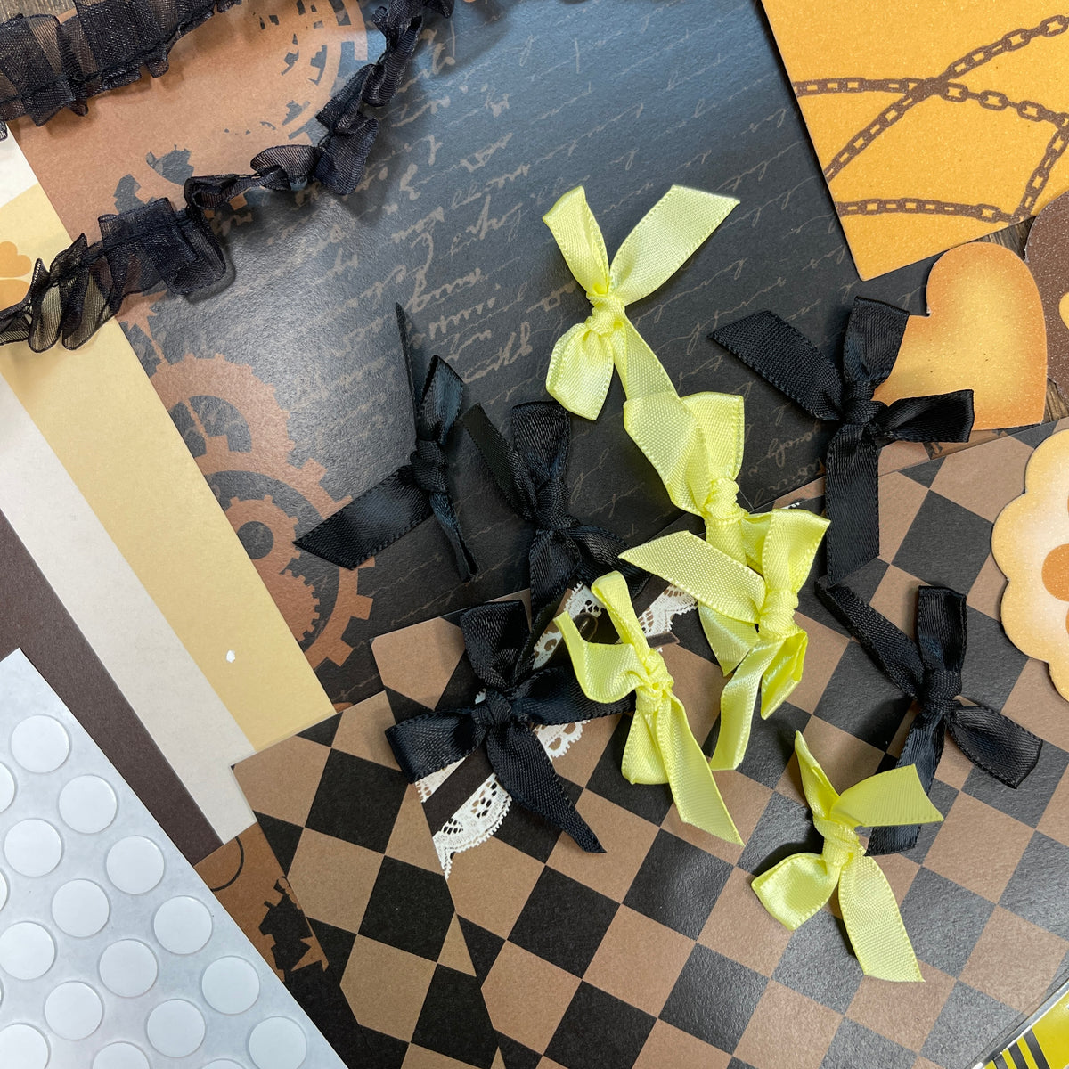 Pieces with bows