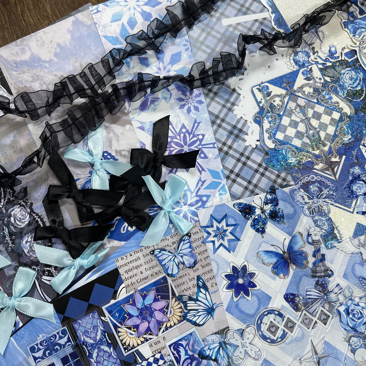 Pieces with bows