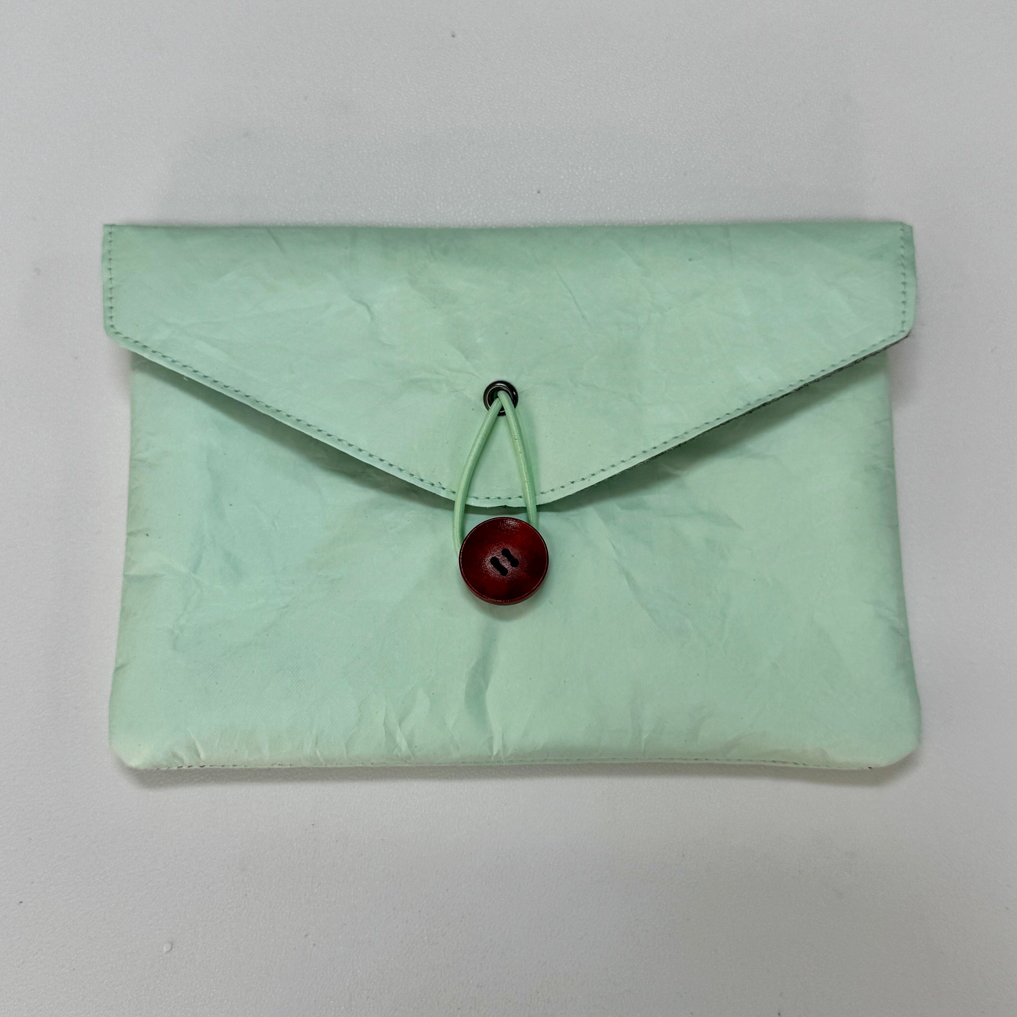 Dupont Paper Pouch