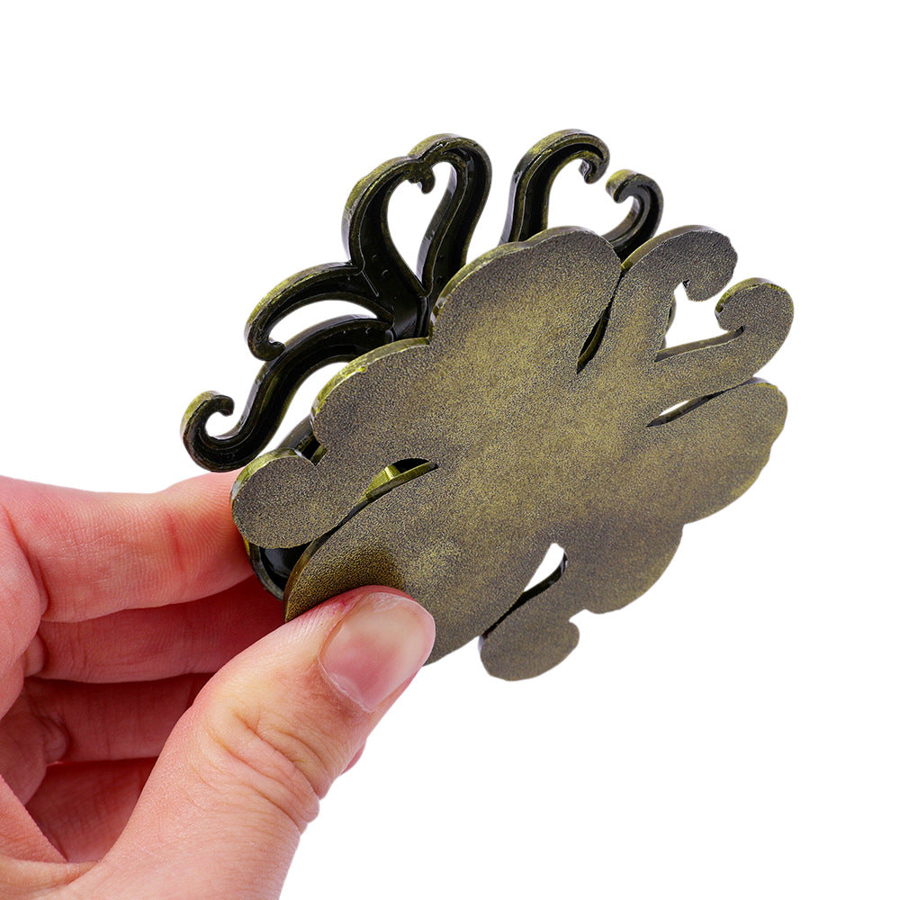 Back of octopus clip