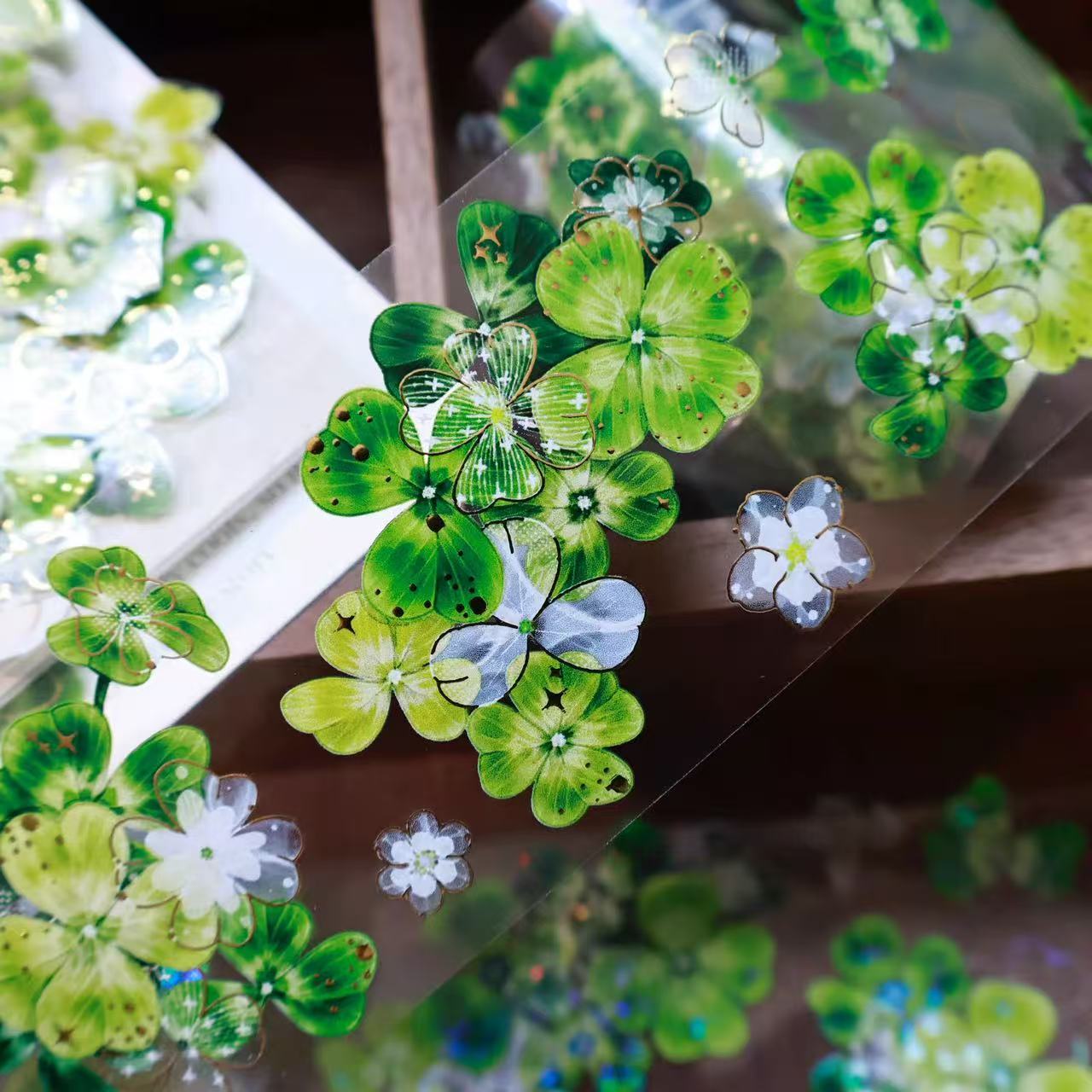 Lucky Clover Gold Foil PET Tape (5 x 100 cm) 1 loop