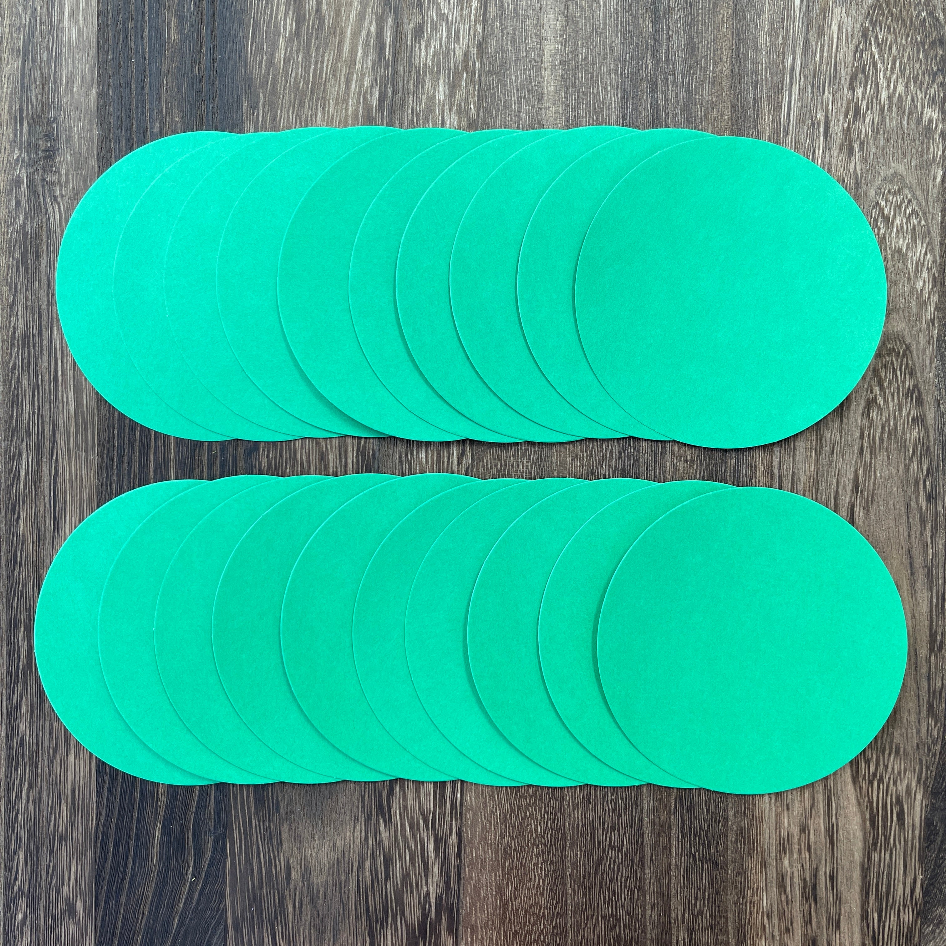 Colored round cardboard Width 10 cm 1 pack 20pcs