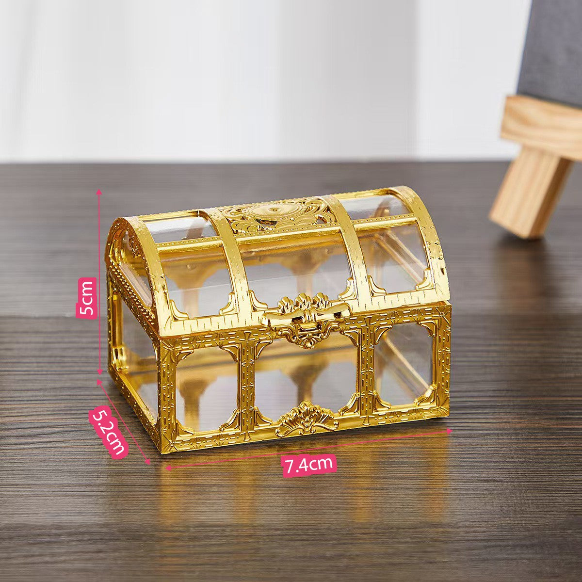 Plastic storage box