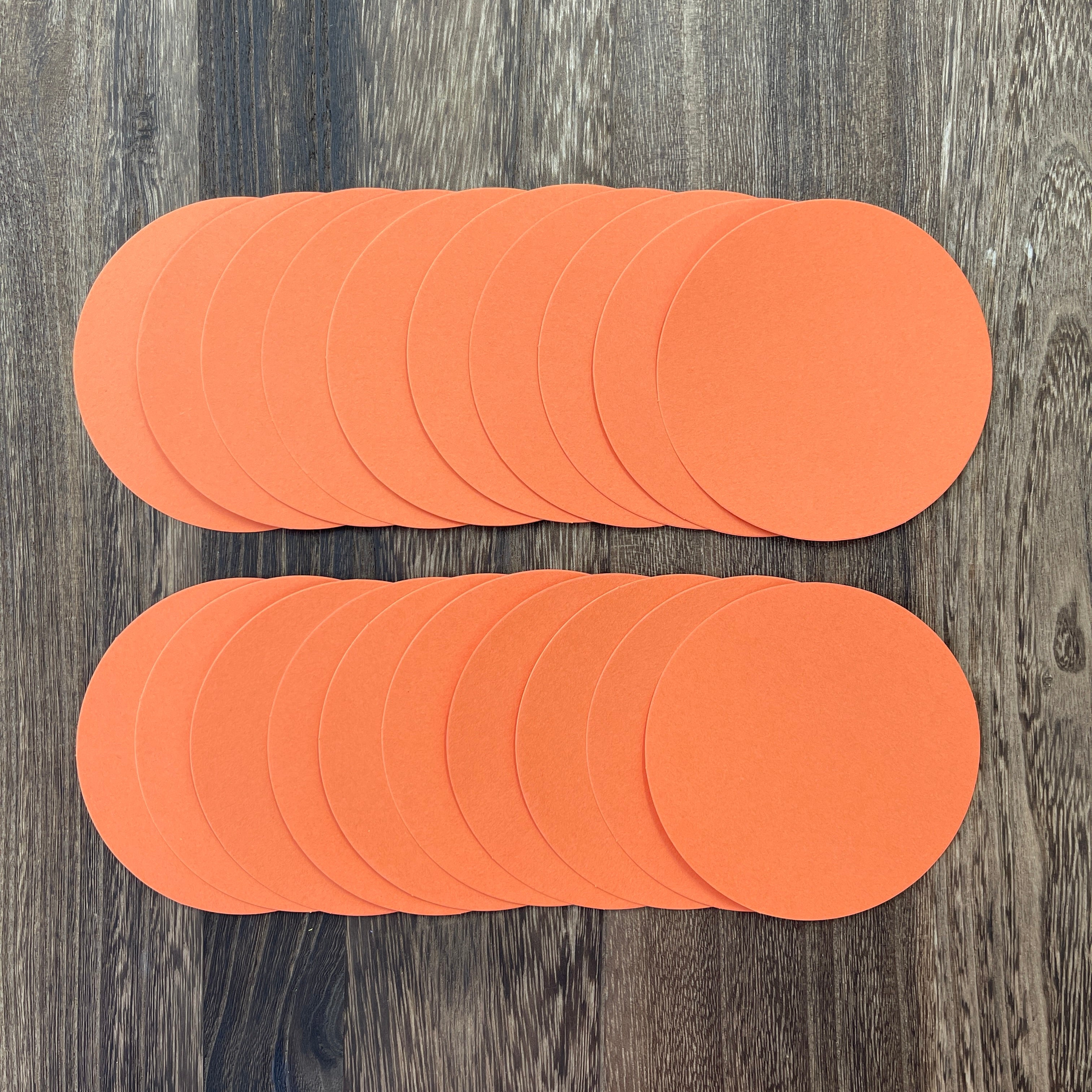 Colored round cardboard Width 10 cm 1 pack 20pcs