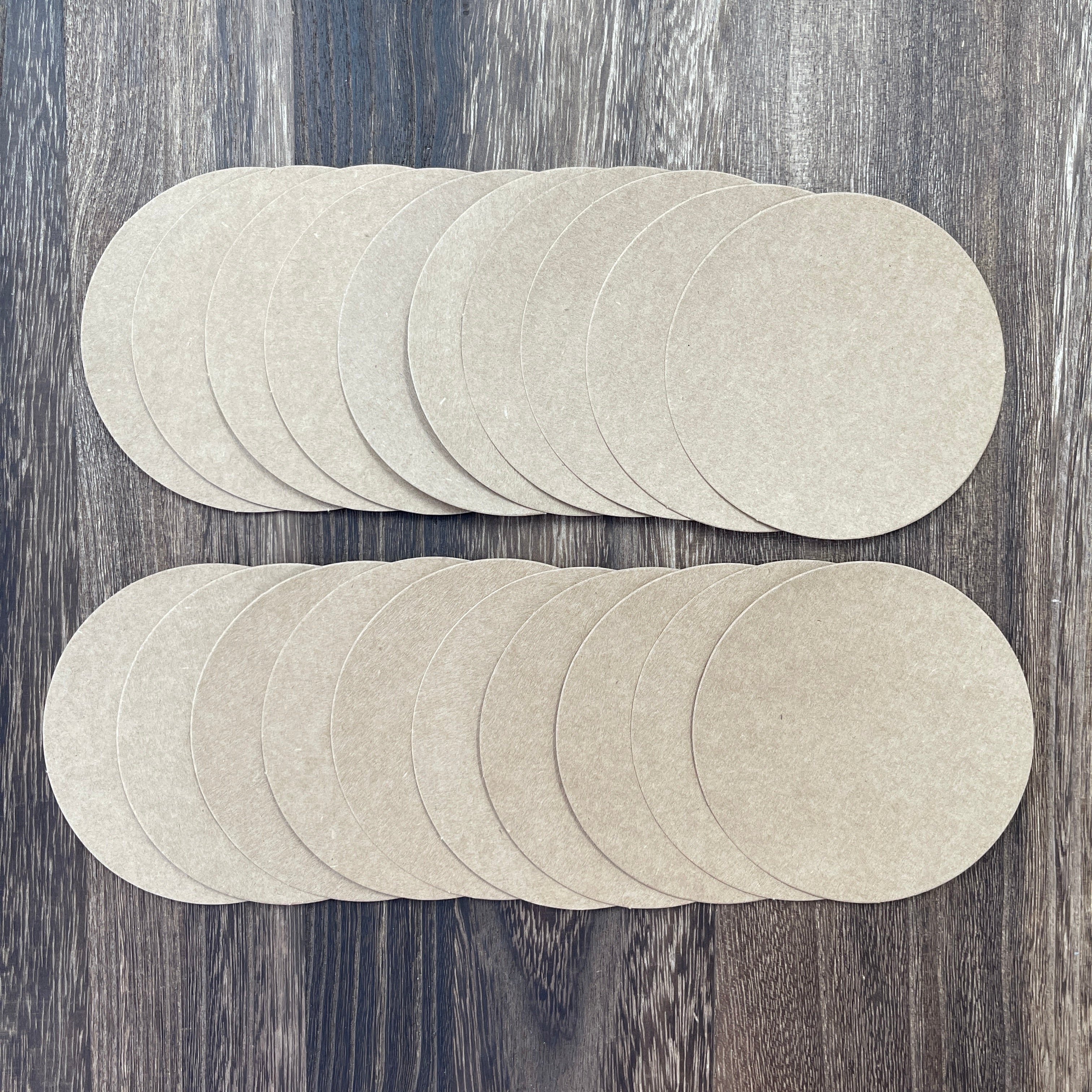 Colored round cardboard Width 10 cm 1 pack 20pcs