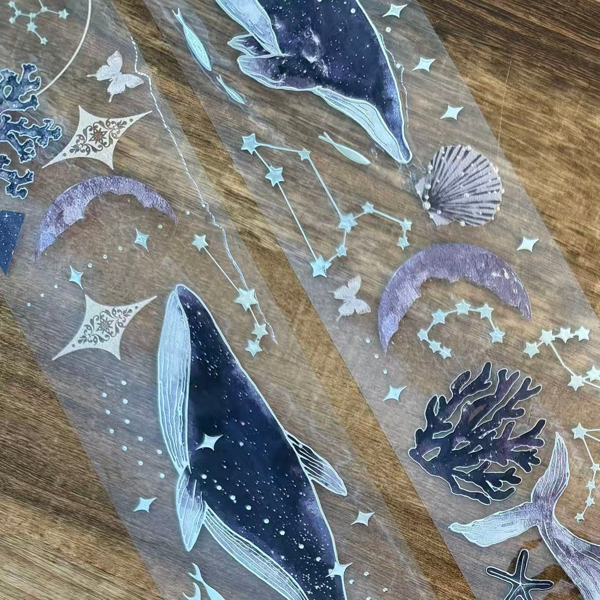 Startled Whale Silver Foil Stamping PET Tape (6.5 x 150 cm) 1 loop