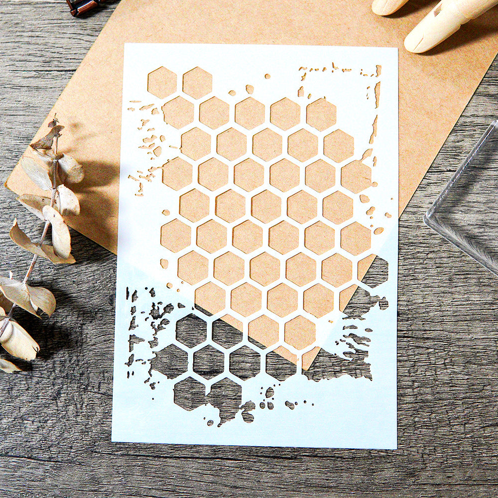 Honeycomb Stencil (11.4 × 16 cm)