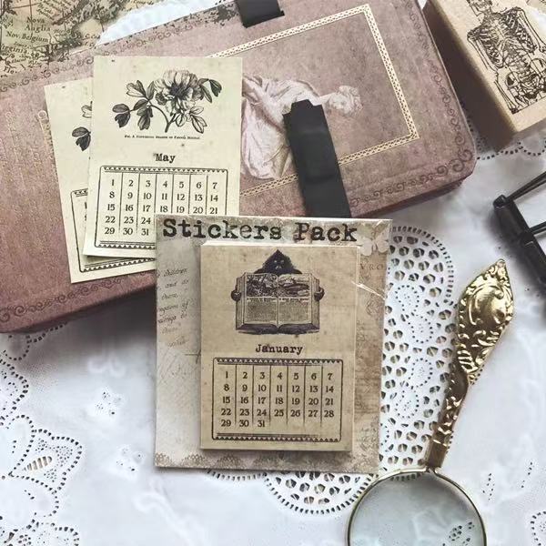 Card with magnifier