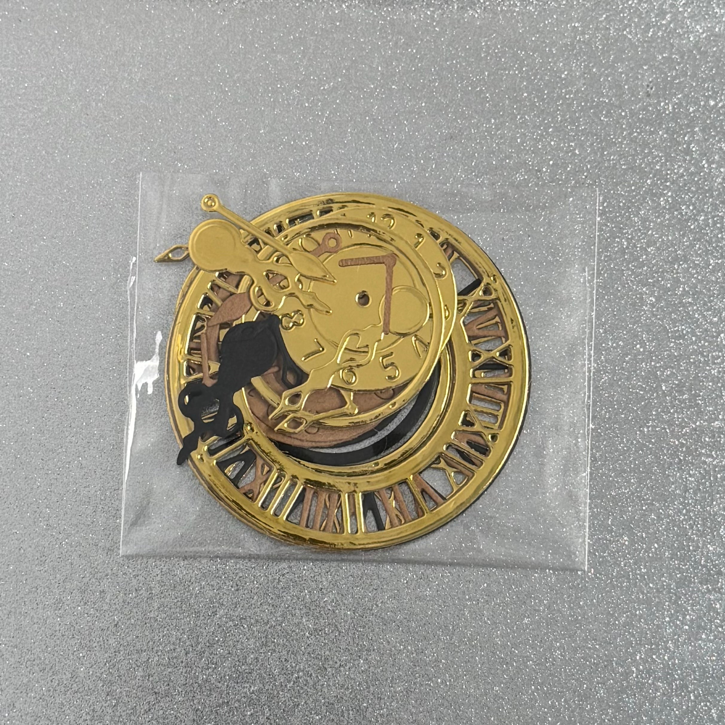 Gold Clock Die cut Paper (6.2 × 6.2 cm) -4 clocks each pack
