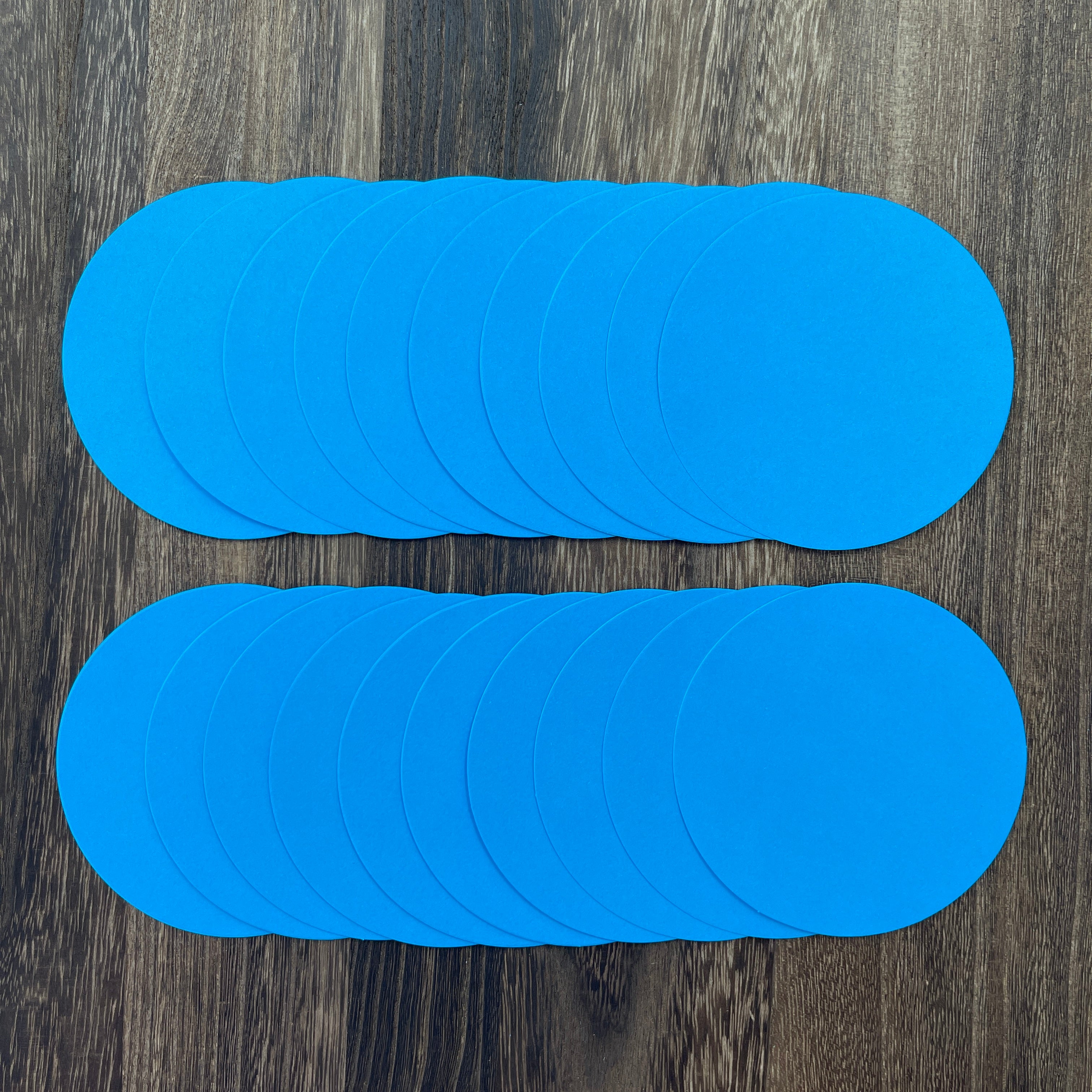 0725 Colored round cardboard Width 10 cm 1 pack 20pcs