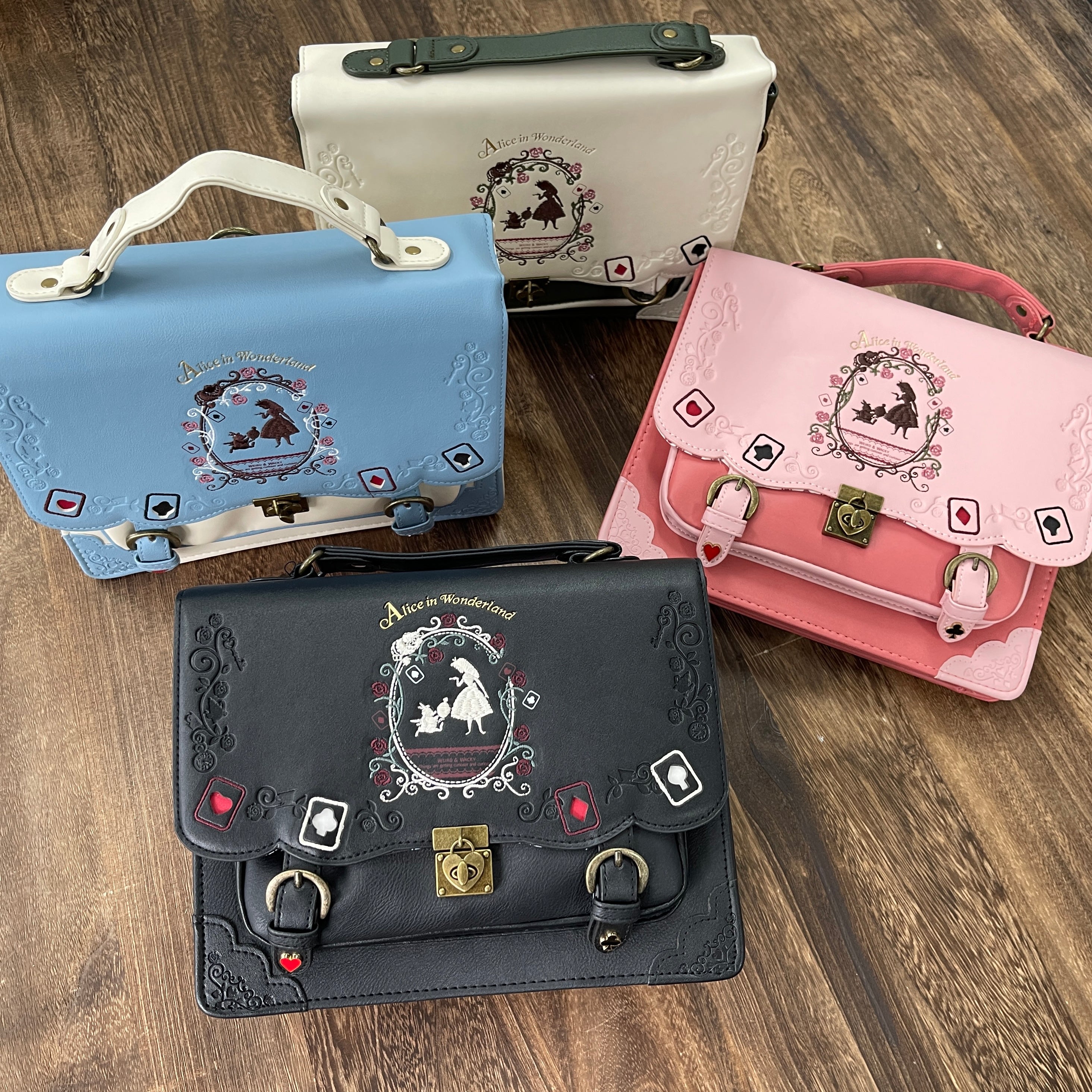 1021 Alice bag