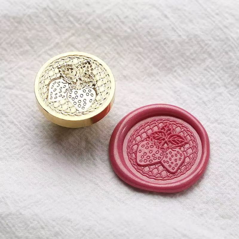 0725 Strawberry Brass Wax Seal Width 2.5 cm