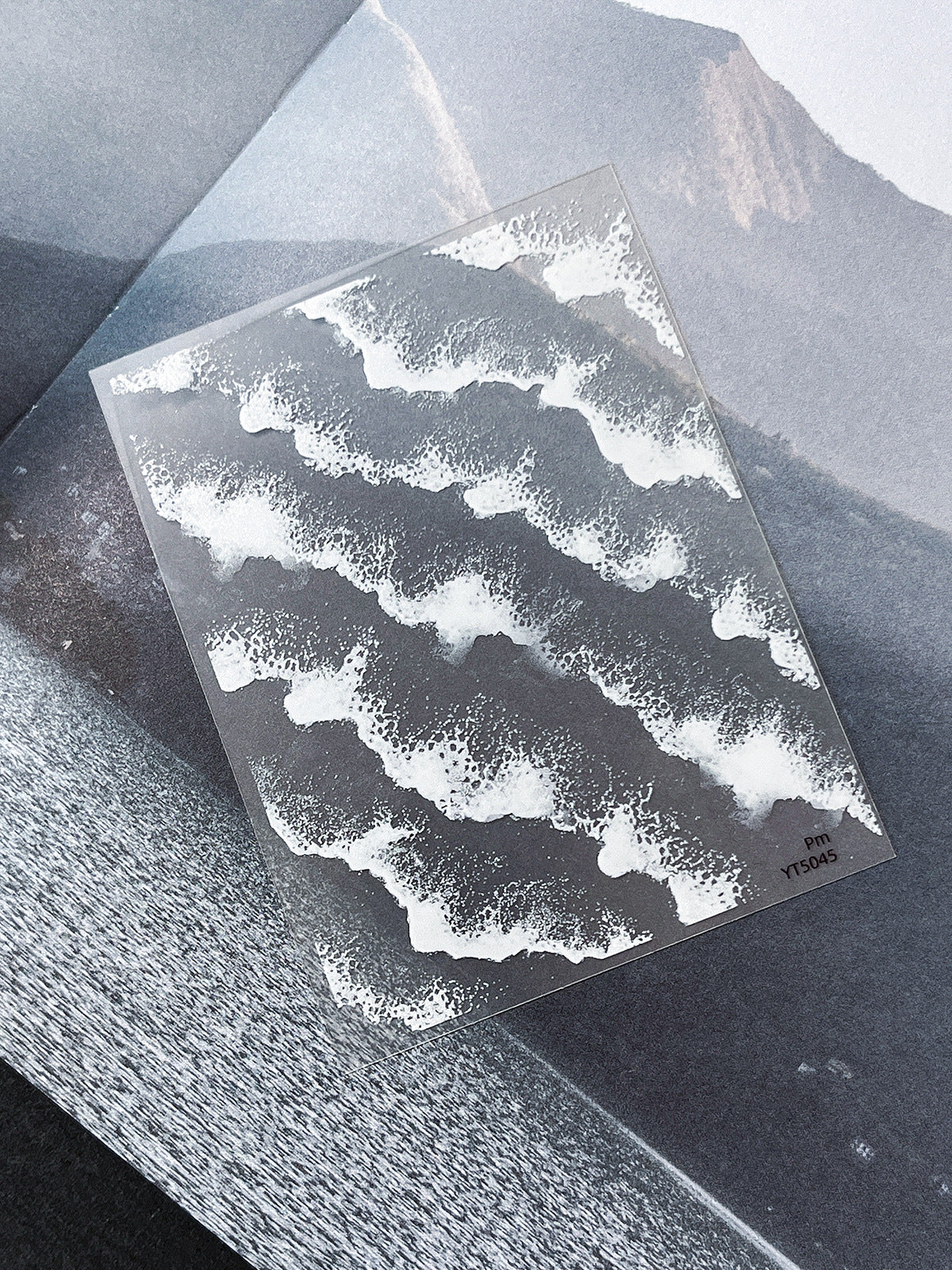 0824 M195- Waves flat Mini sticker 1 Pcs