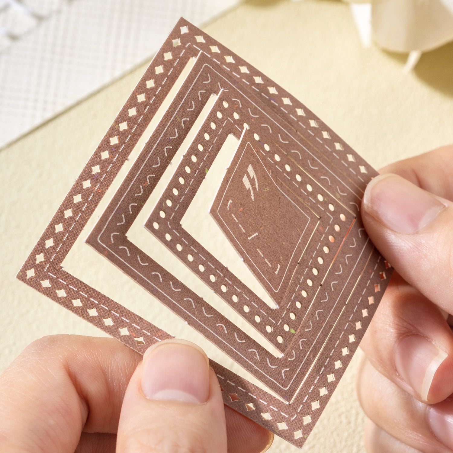 1129 Vintage border paper -10Pcs each pack