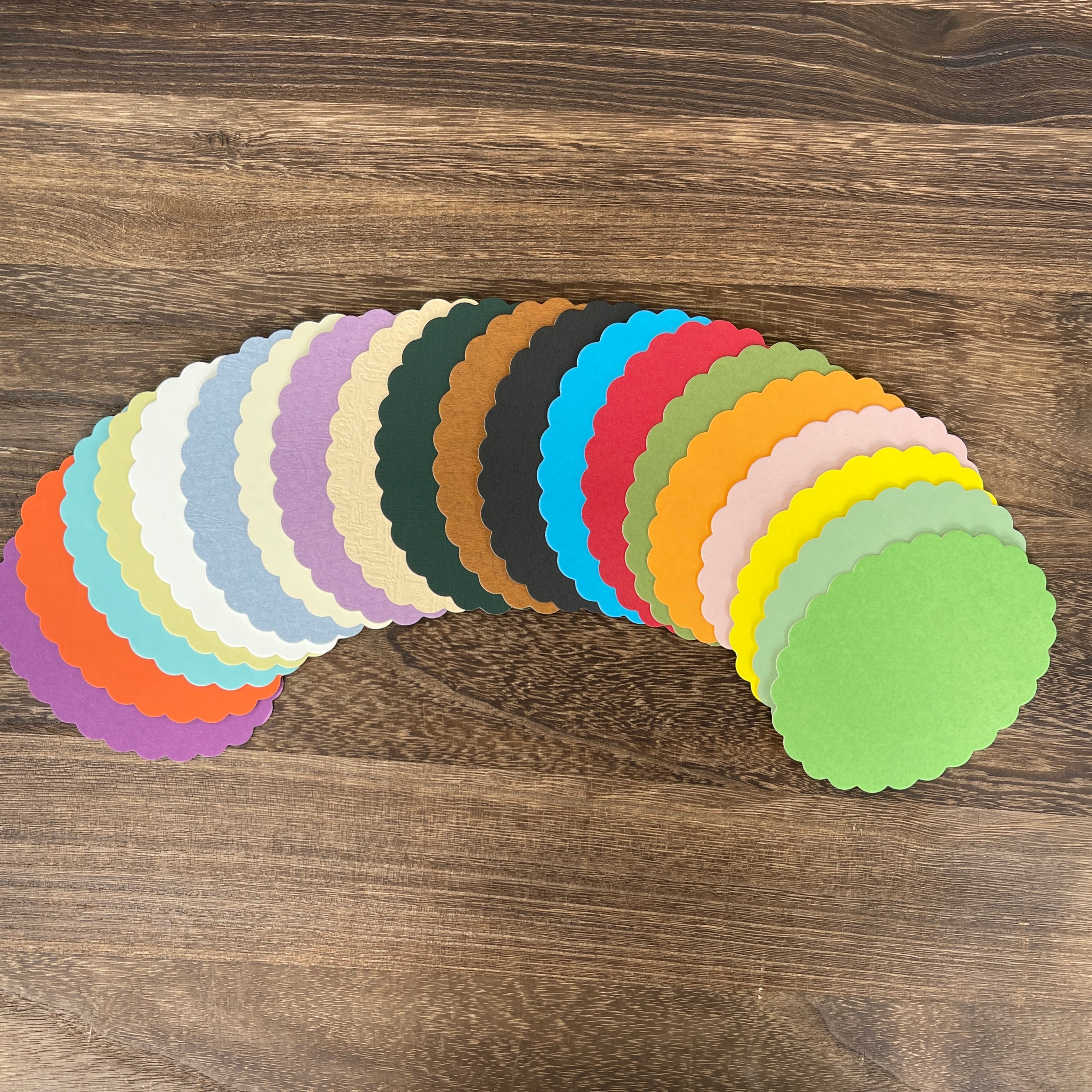 0822 Colorful wavy cards 9.4cm*12.3 1 pack 20pcs