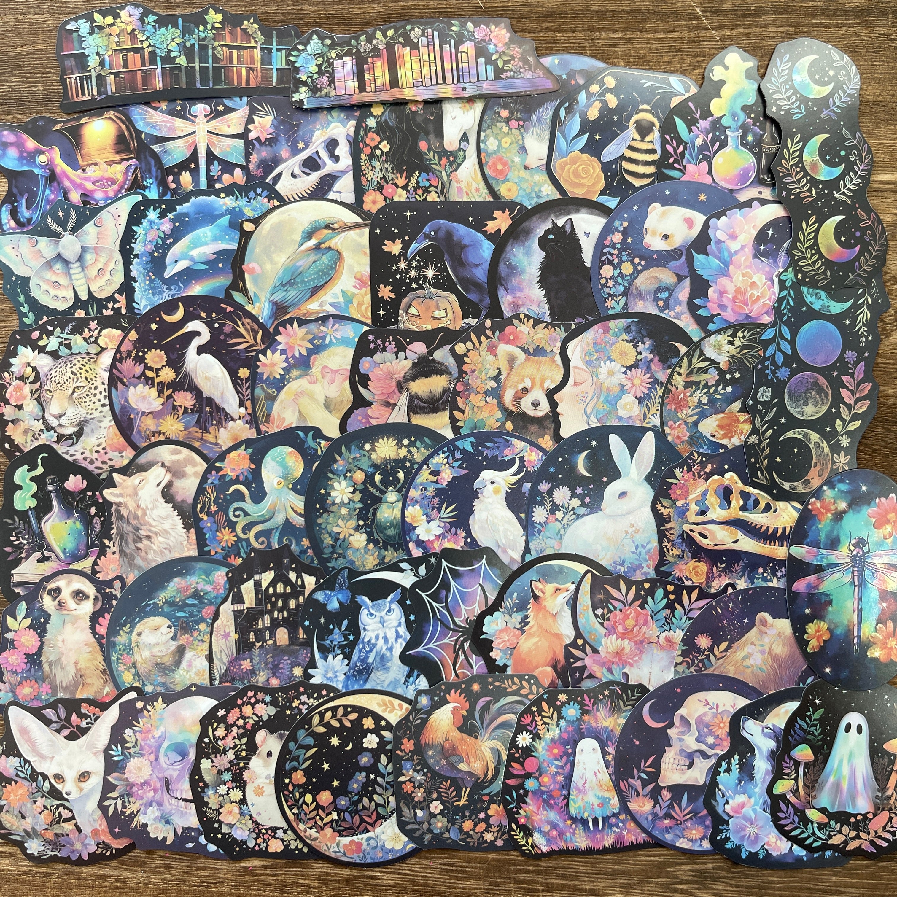 1020 50 Fantasy flowers and animalsT sticker