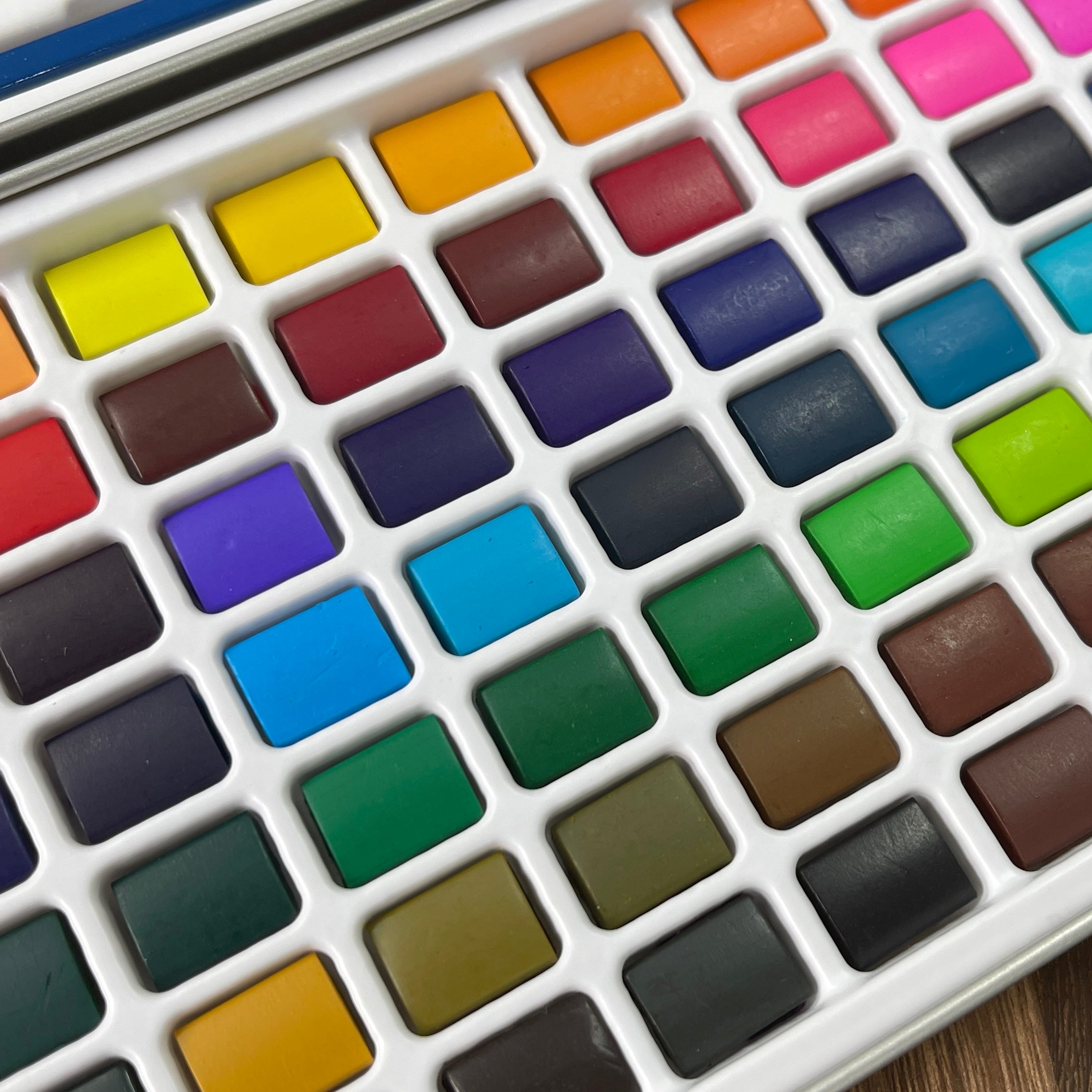1127 Watercolor Paint Set 128 Colors