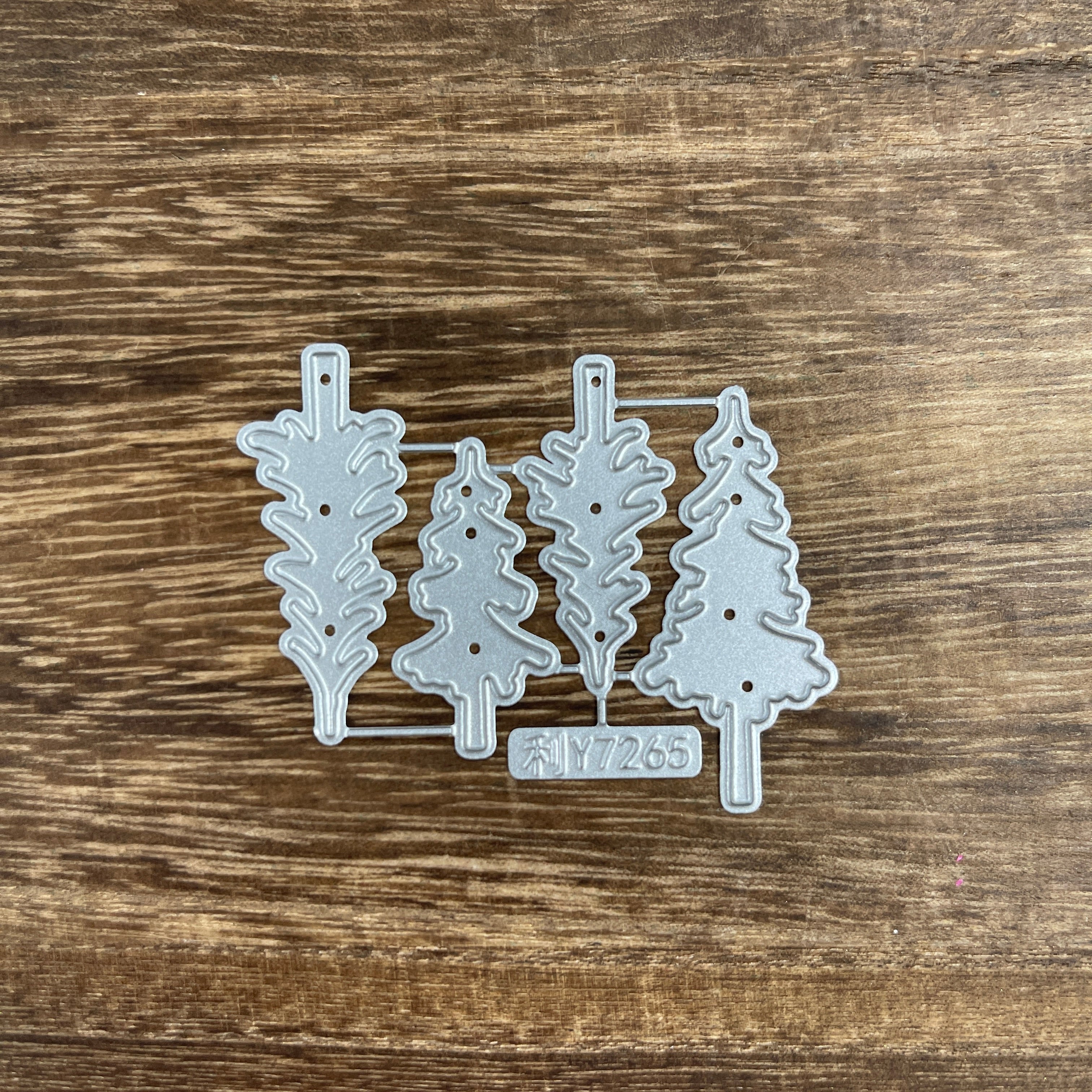 1215 Christmas tree metal cutting dies cut