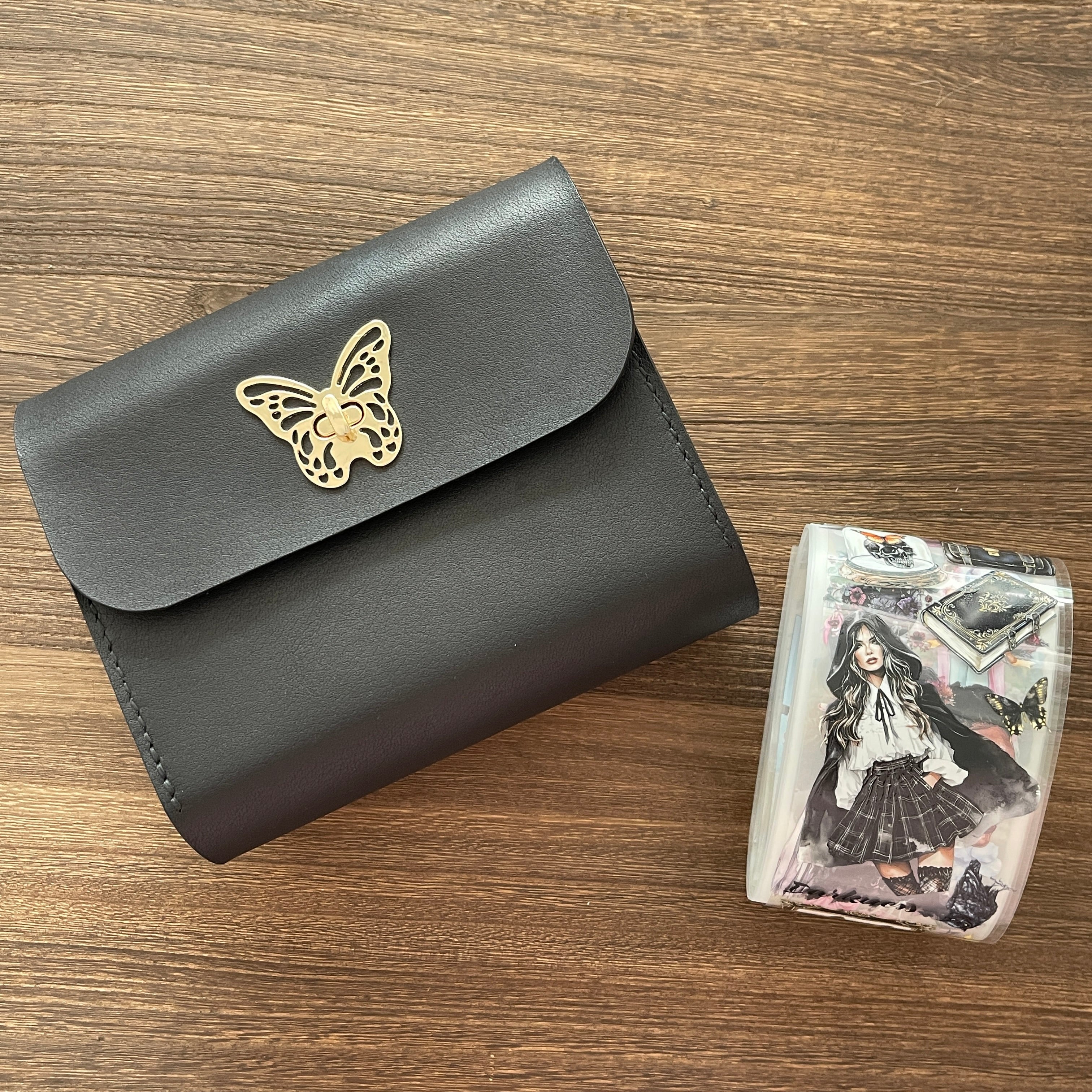 1227 Black bag +7 loops of tapes