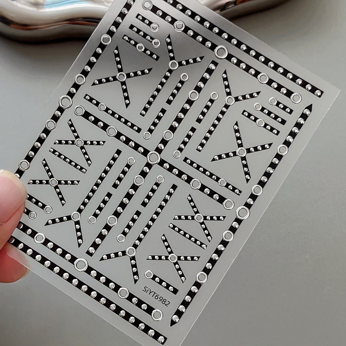 1110 M255- Chain Embossed Mini sticker 1 Pcs