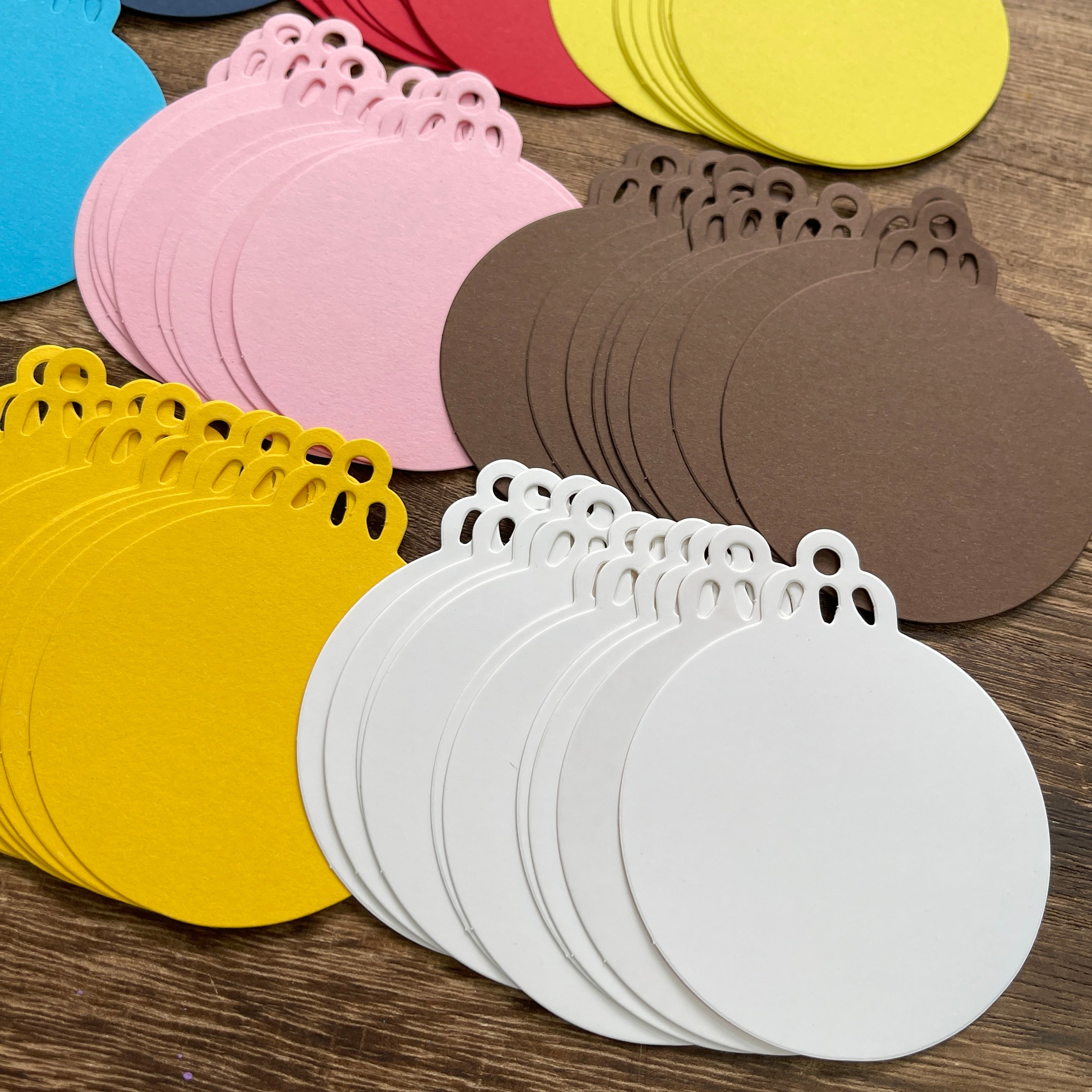 1202 Colorful Christmas ball-shaped cards 120 pcs 1pack 5cm*9cm