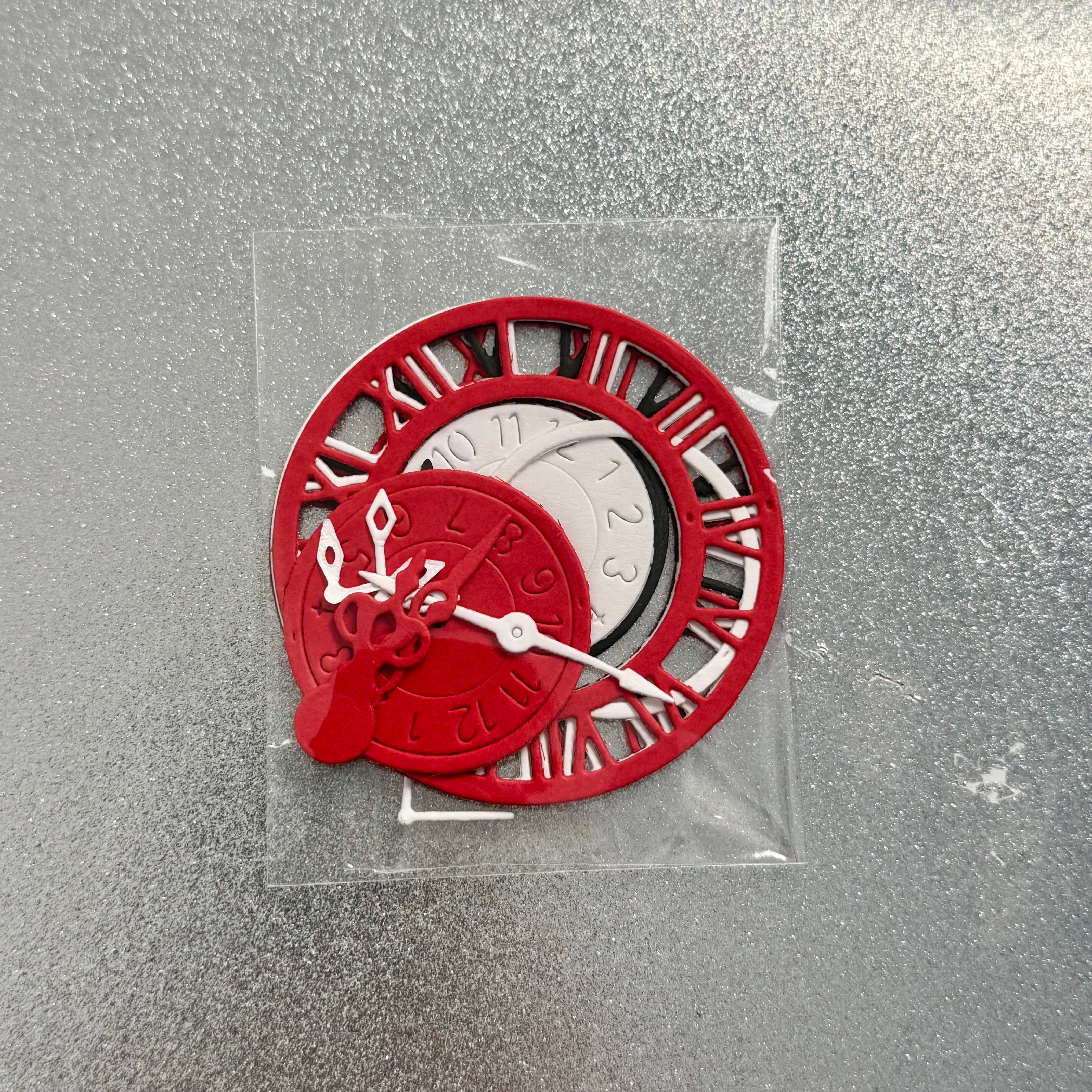 Red Clock Die cut Paper (6.2 × 6.2 cm) - 4 clocks each pack