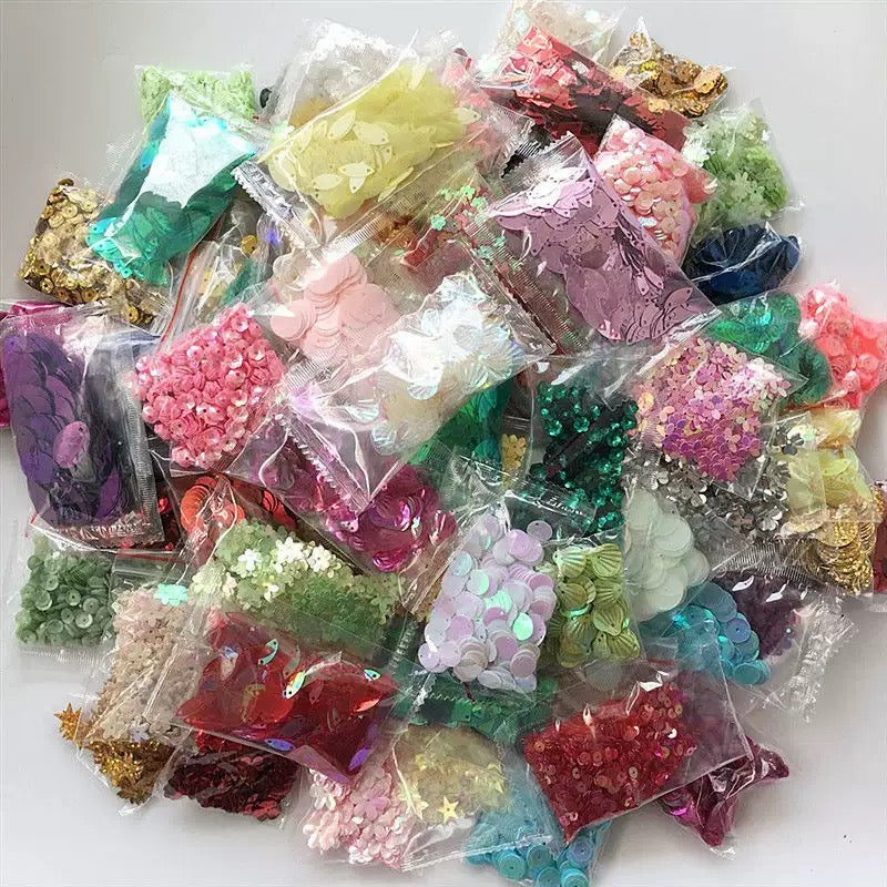 0.5KG Randomly Mixed Sequins bundle *There are approximately 37 small pack